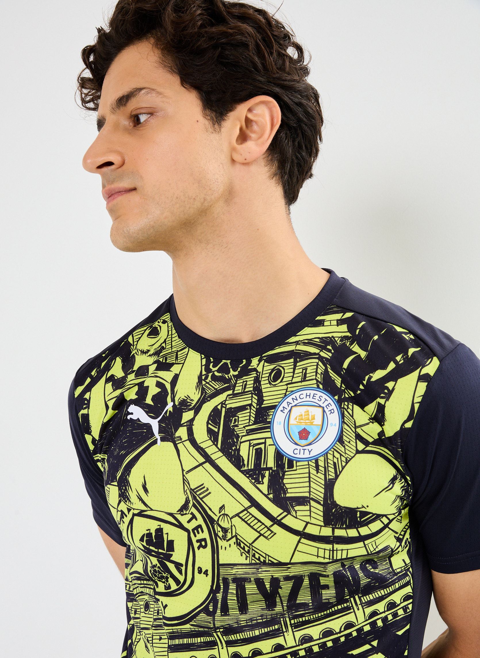 Tee-shirts manches courtes Maillot de foot Manchester City pré-matc homme noir Puma Tee-shirts manches courtes Maillot de foot Manchester City pré-matc homme noir Yellow Glow-Magic Blue