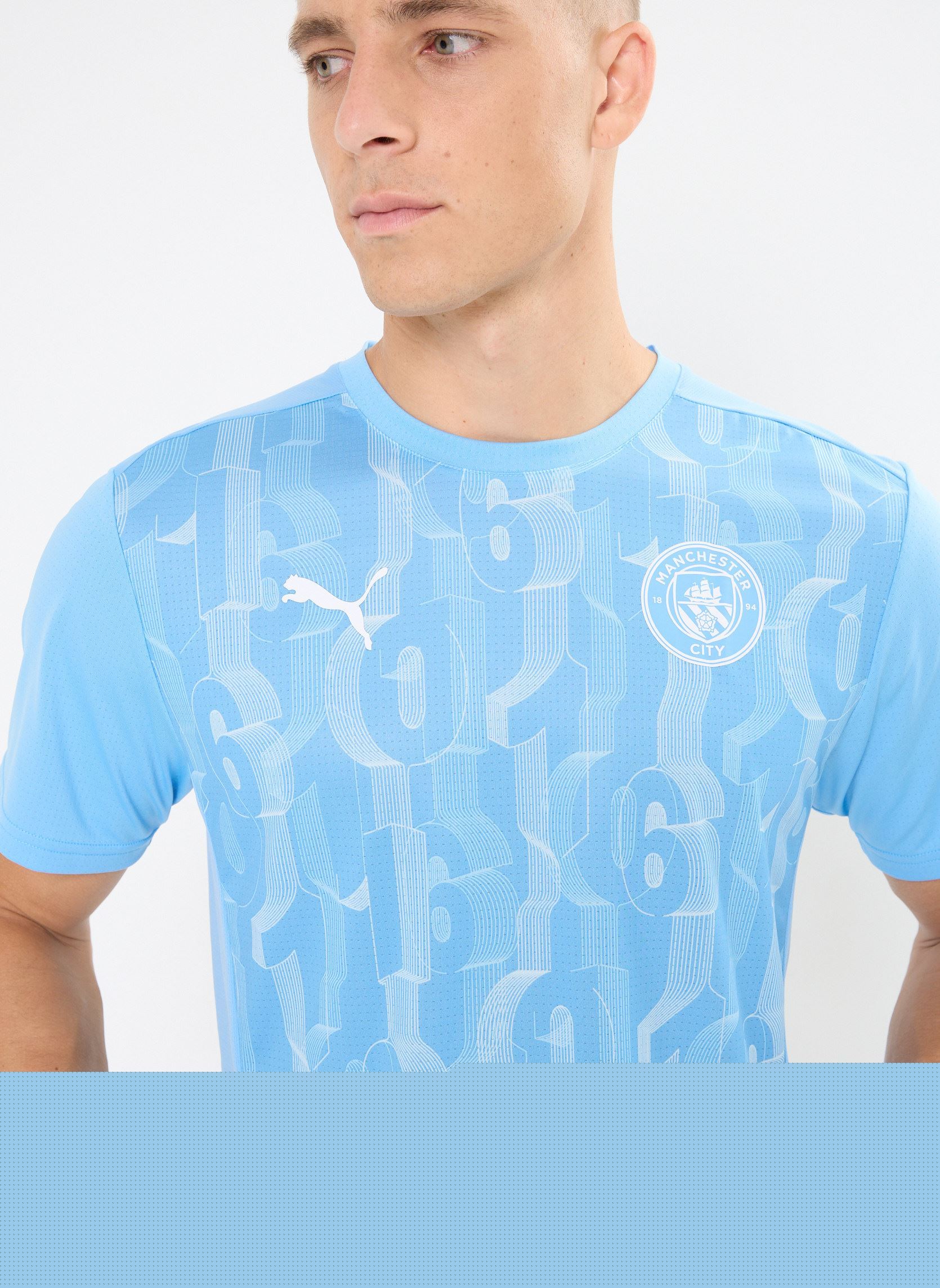 Tee-shirts manches courtes Maillot de foot Manchester City pré-matc homme bleu Puma Tee-shirts manches courtes Maillot de foot Manchester City pré-matc homme bleu Team Light Blue-PUMA White