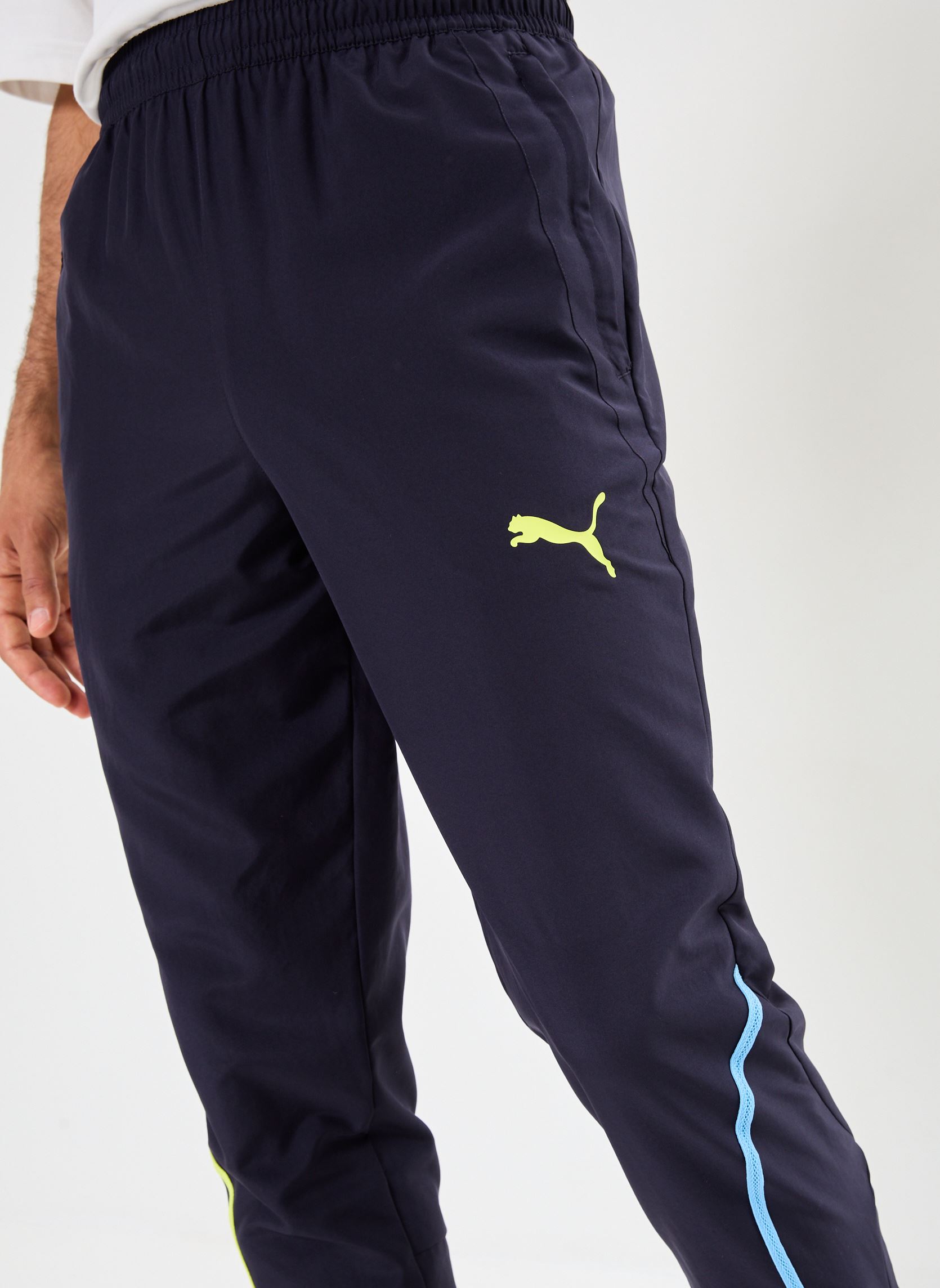 Joggings Pantalon de foot woven Manchester City homme noir Puma Joggings Pantalon de foot woven Manchester City homme noir New Navy-Yellow Glow