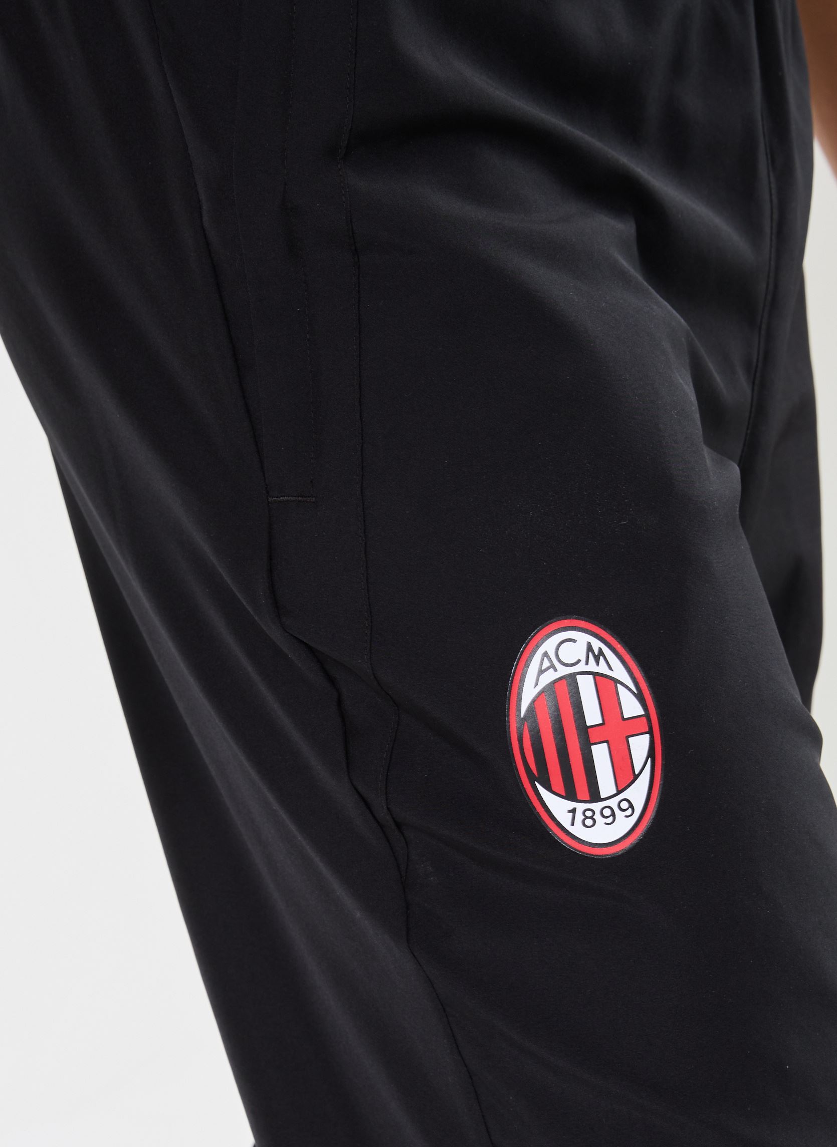 Joggings Pantalon de foot woven AC Milan homme noir Puma Joggings Pantalon de foot woven AC Milan homme noir PUMA Black-For All Time Red
