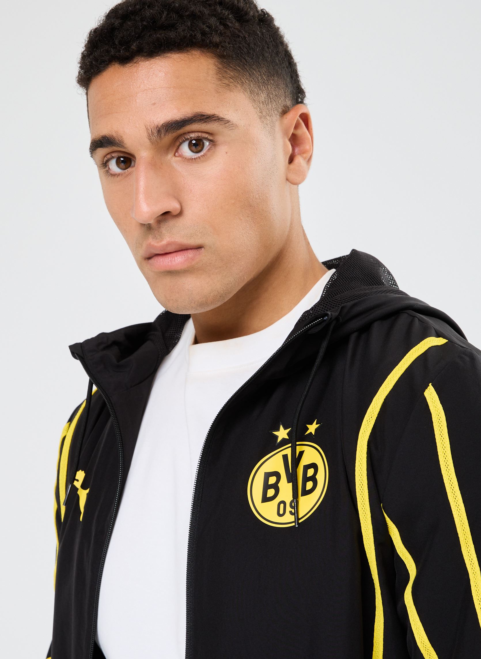 Trainingsvest Veste de foot woven Dortmund heren zwart Puma Trainingsvest Veste de foot woven Dortmund heren zwart PUMA Black-Faster Yellow