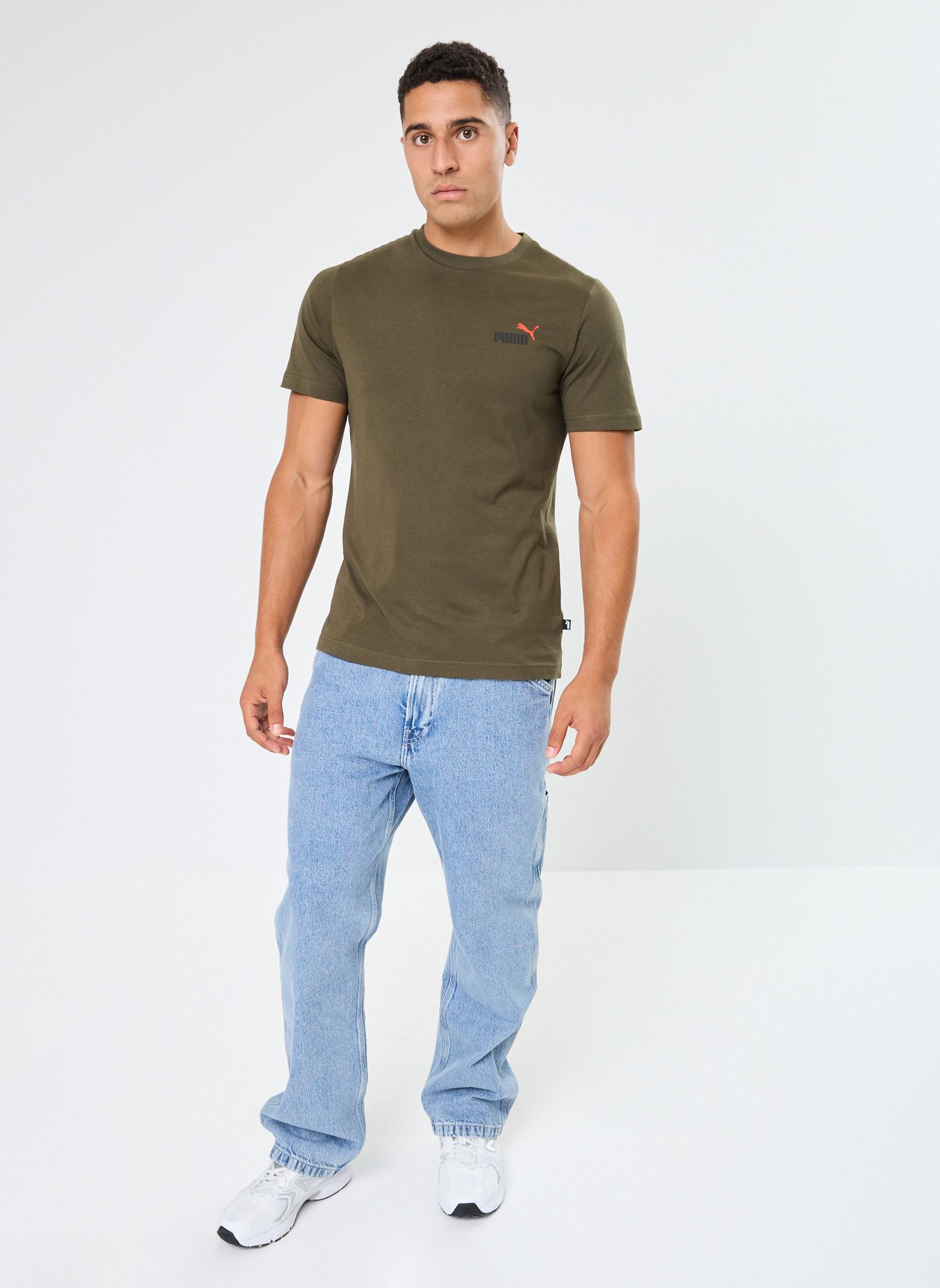 Tee-shirts manches courtes M ESS+2CO SLOGO TEE homme vert Puma Tee-shirts manches courtes M ESS+2CO SLOGO TEE homme vert DARK OLIVE