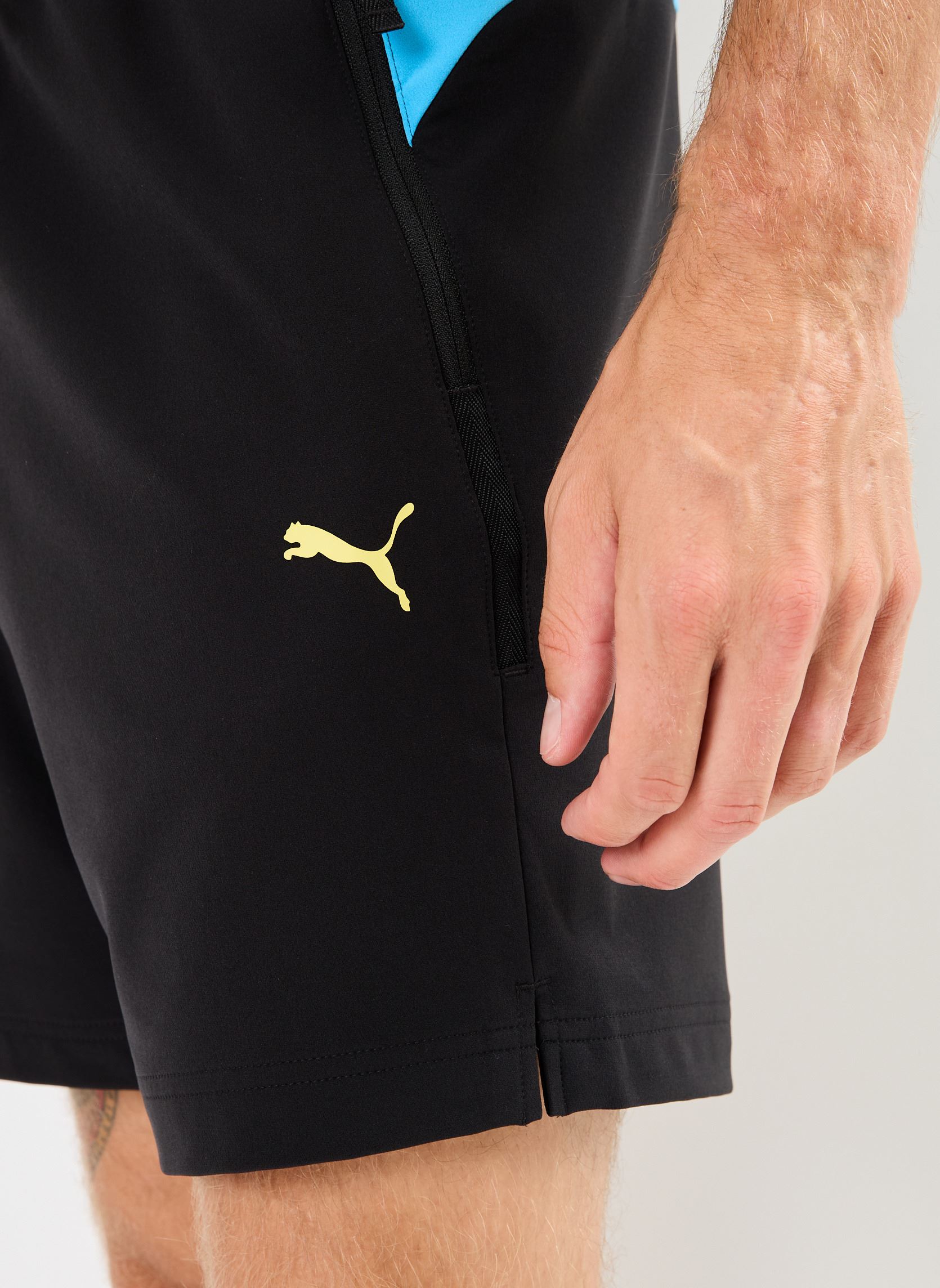 Shorts de sport Short de foot Manchester City homme noir Puma Shorts de sport Short de foot Manchester City homme noir PUMA Black-Magic Blue