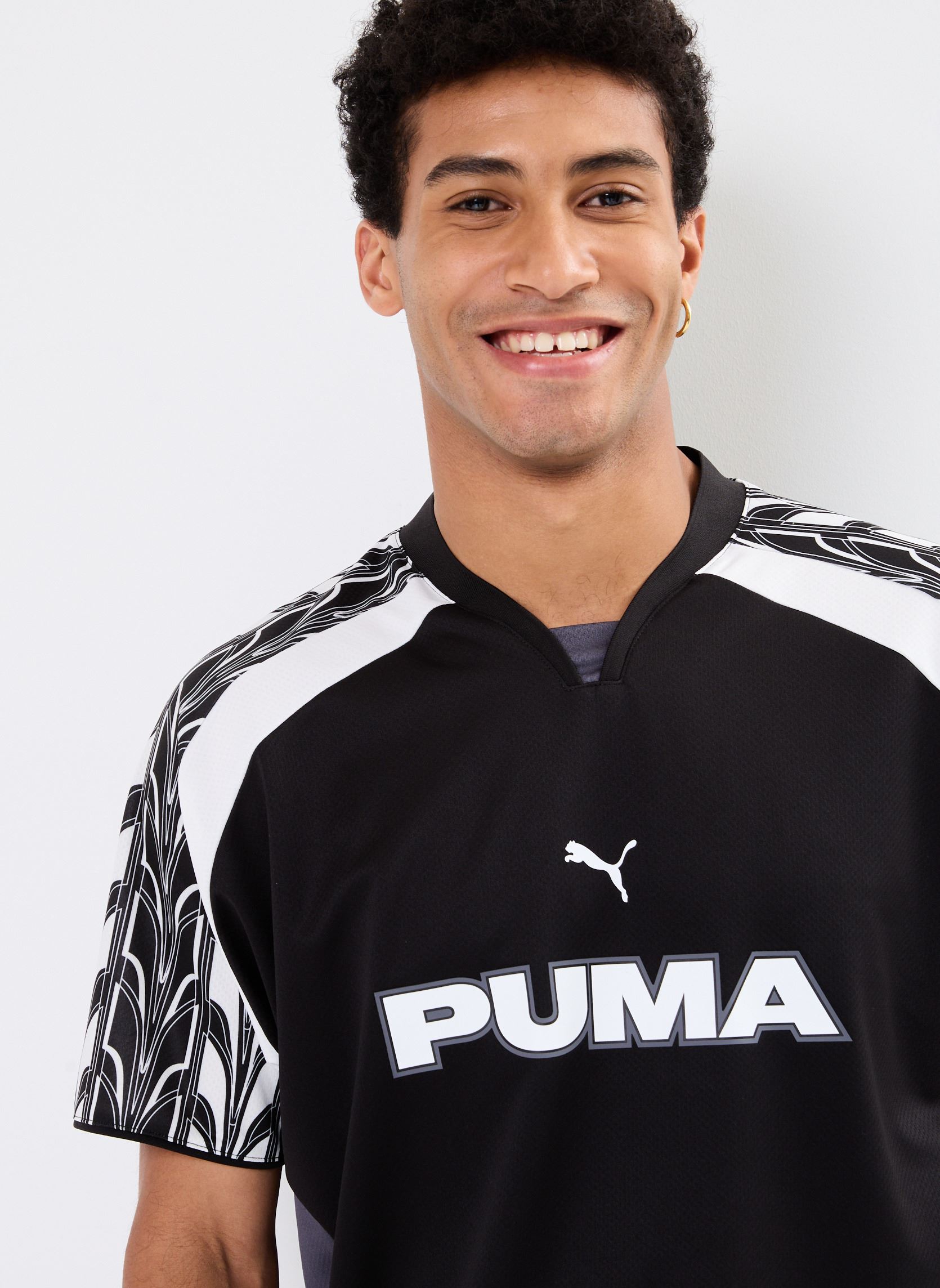 Tee-shirts manches courtes Maillot de foot M FOOTBALL JSY M - Unise homme noir Puma Tee-shirts manches courtes Maillot de foot M FOOTBALL JSY M - Unise homme noir PUMA BLACK-GALACTIC GRAY