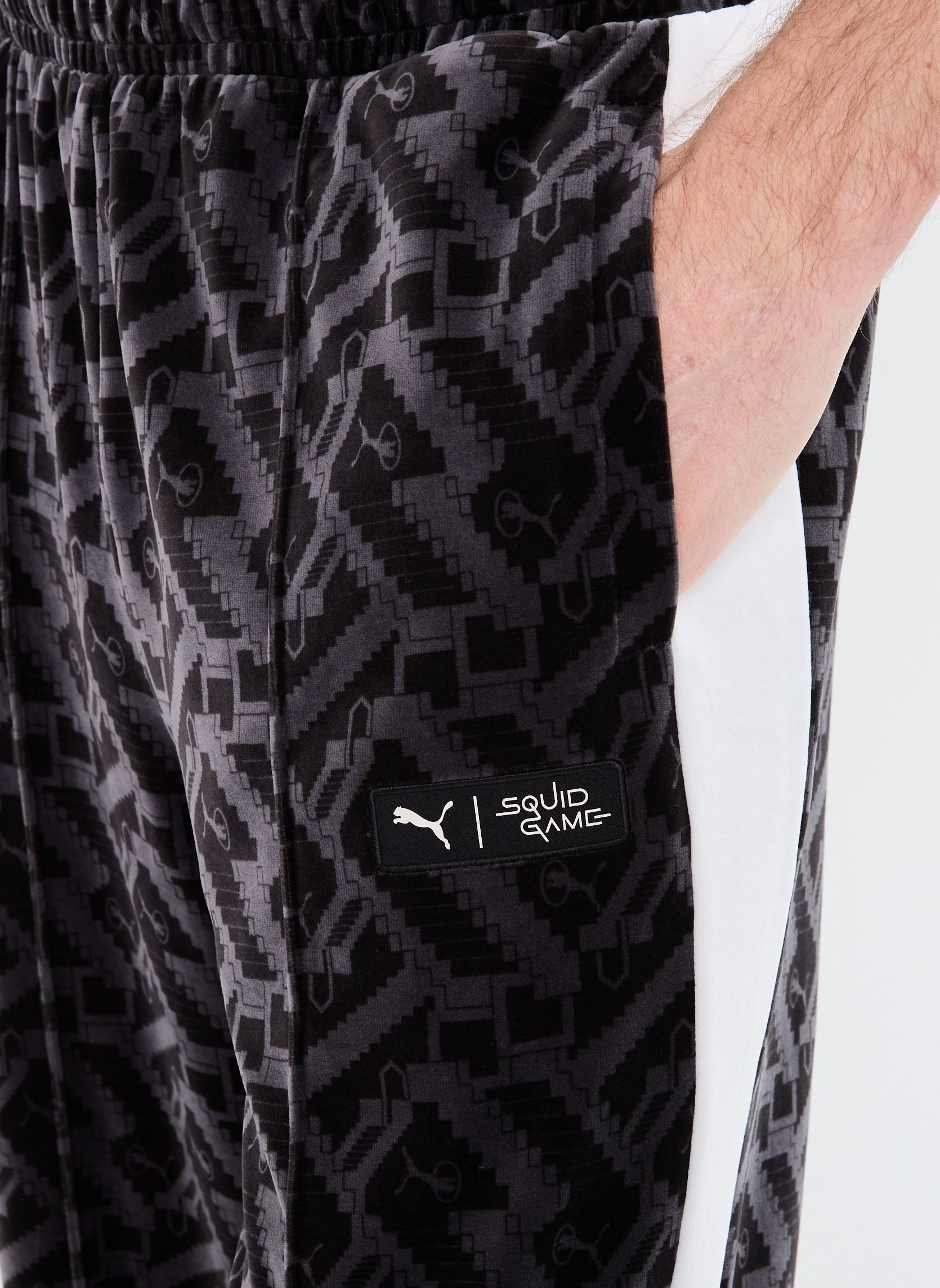 Joggings PUMA X SQUID GAME PANT.BLK homme noir Puma Joggings PUMA X SQUID GAME PANT.BLK homme noir Puma Black