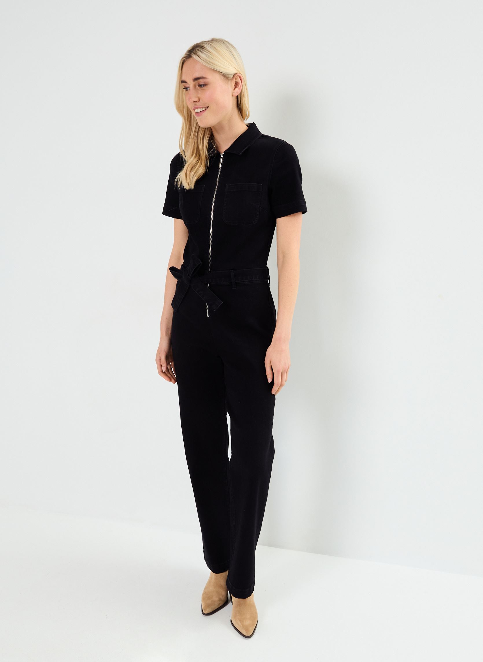 Collier Infinity à perles en onyx en noir – Toteme