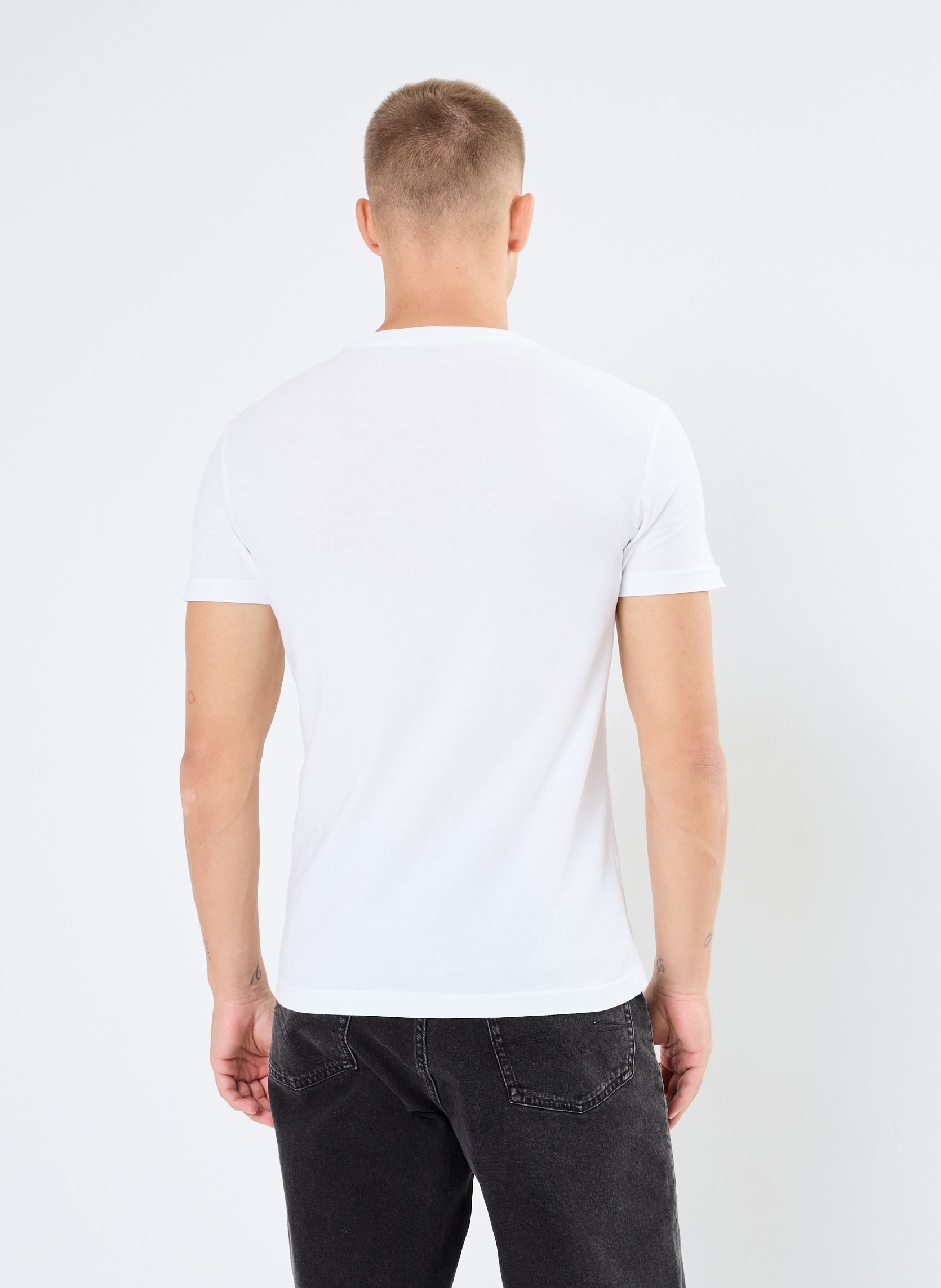 T-shirts met korte mouwen Outline Monologo Tee J30J325678 heren wit Calvin Klein Jeans T-shirts met korte mouwen Outline Monologo Tee J30J325678 heren wit BRIGHT WHITE