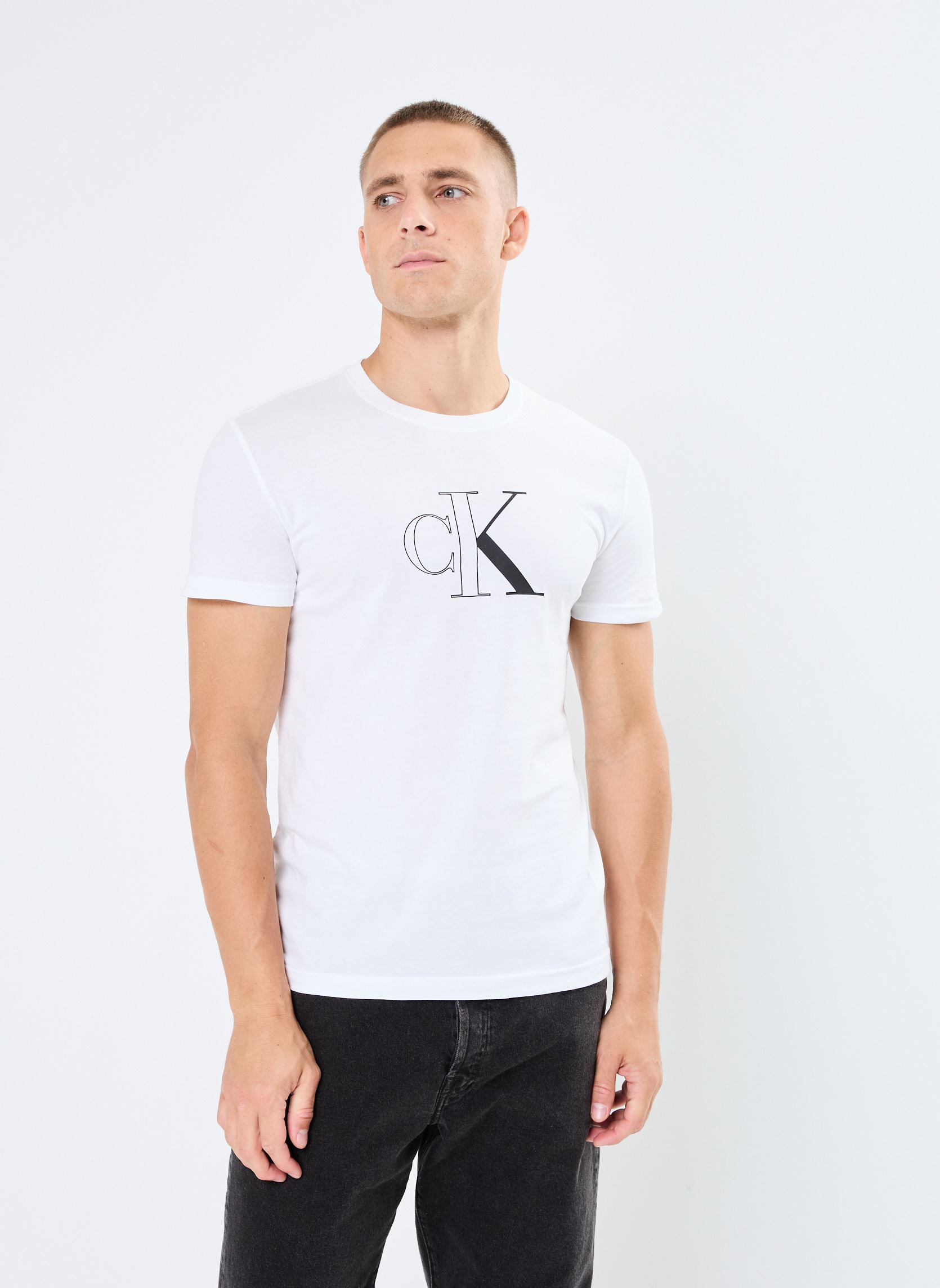 T-shirts met korte mouwen Outline Monologo Tee J30J325678 heren wit Calvin Klein Jeans T-shirts met korte mouwen Outline Monologo Tee J30J325678 heren wit BRIGHT WHITE