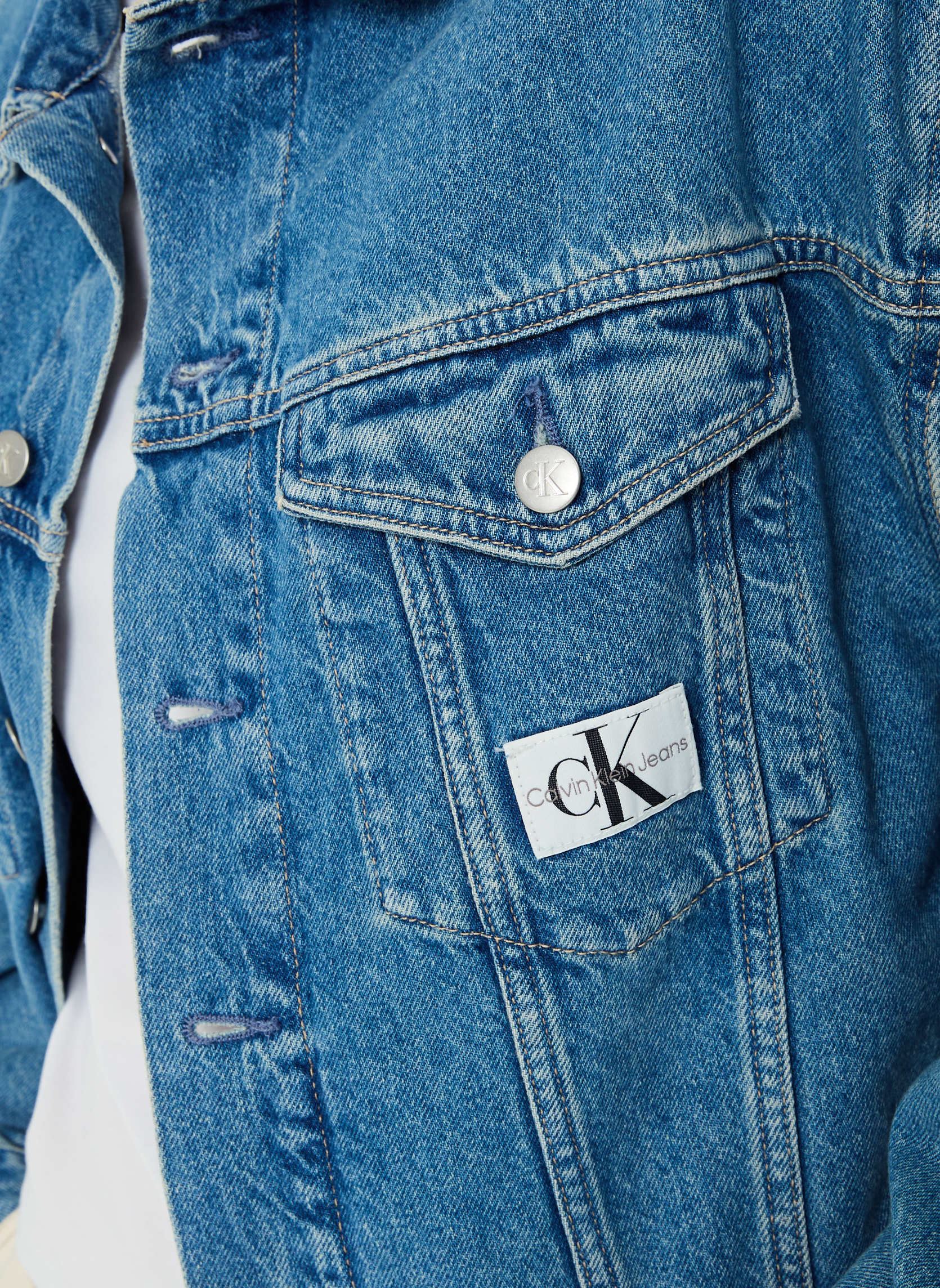 Vestes en jean Boxy Denim Jacket J20J223672 femme bleu Calvin Klein Jeans Vestes en jean Boxy Denim Jacket J20J223672 femme bleu DENIM LIGHT