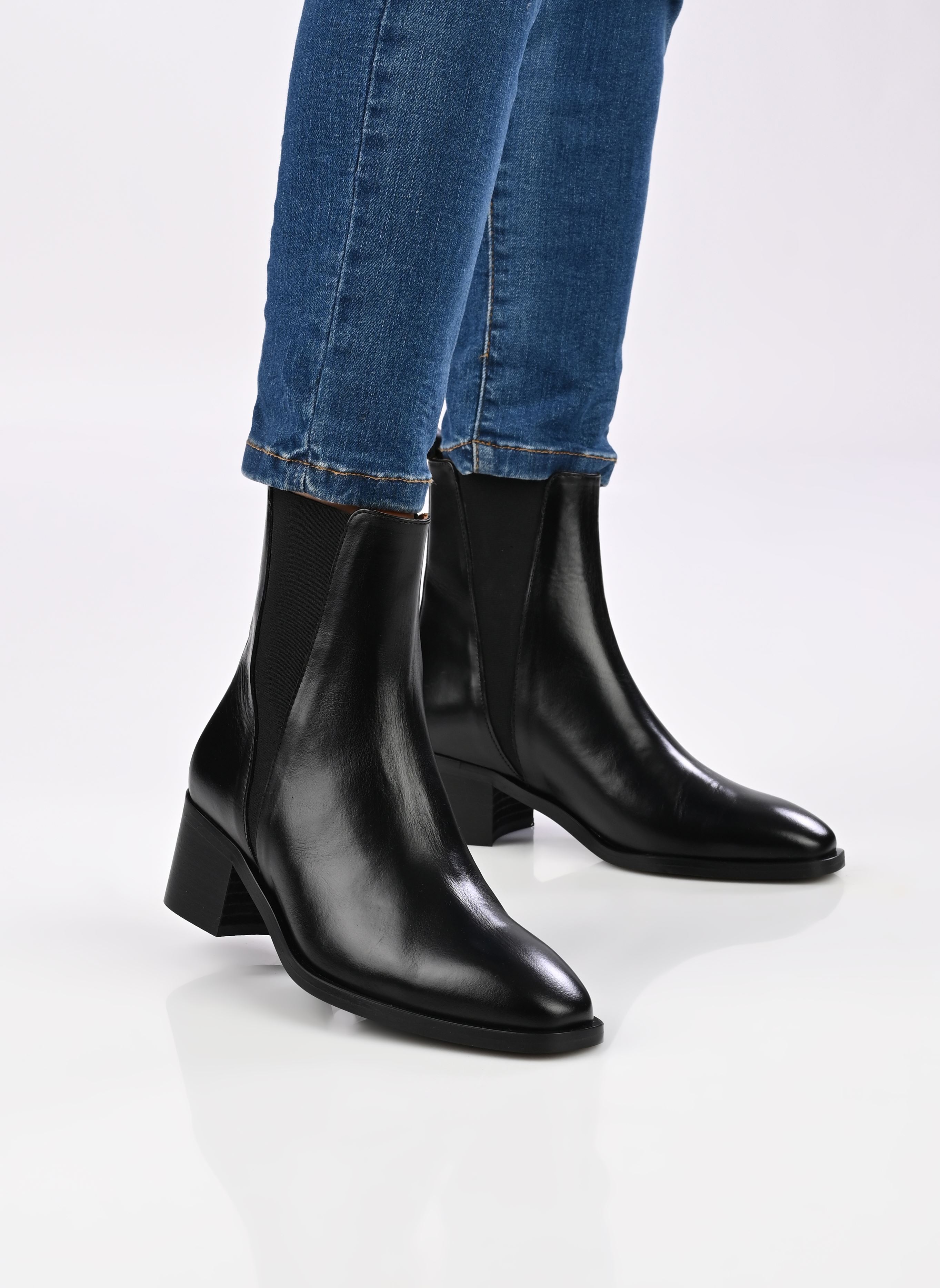 Stiefeletten und Stiefel Atriangle damen schwarz Georgia Rose Stiefeletten und Stiefel Atriangle damen schwarz Noir