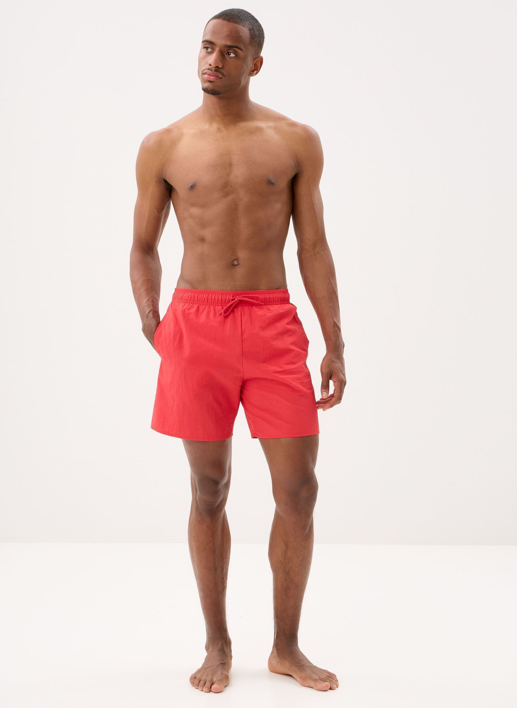 Shorts de bain Plain Swim Short homme bordeaux Lyle & Scott Shorts de bain Plain Swim Short homme bordeaux CHERRY RED