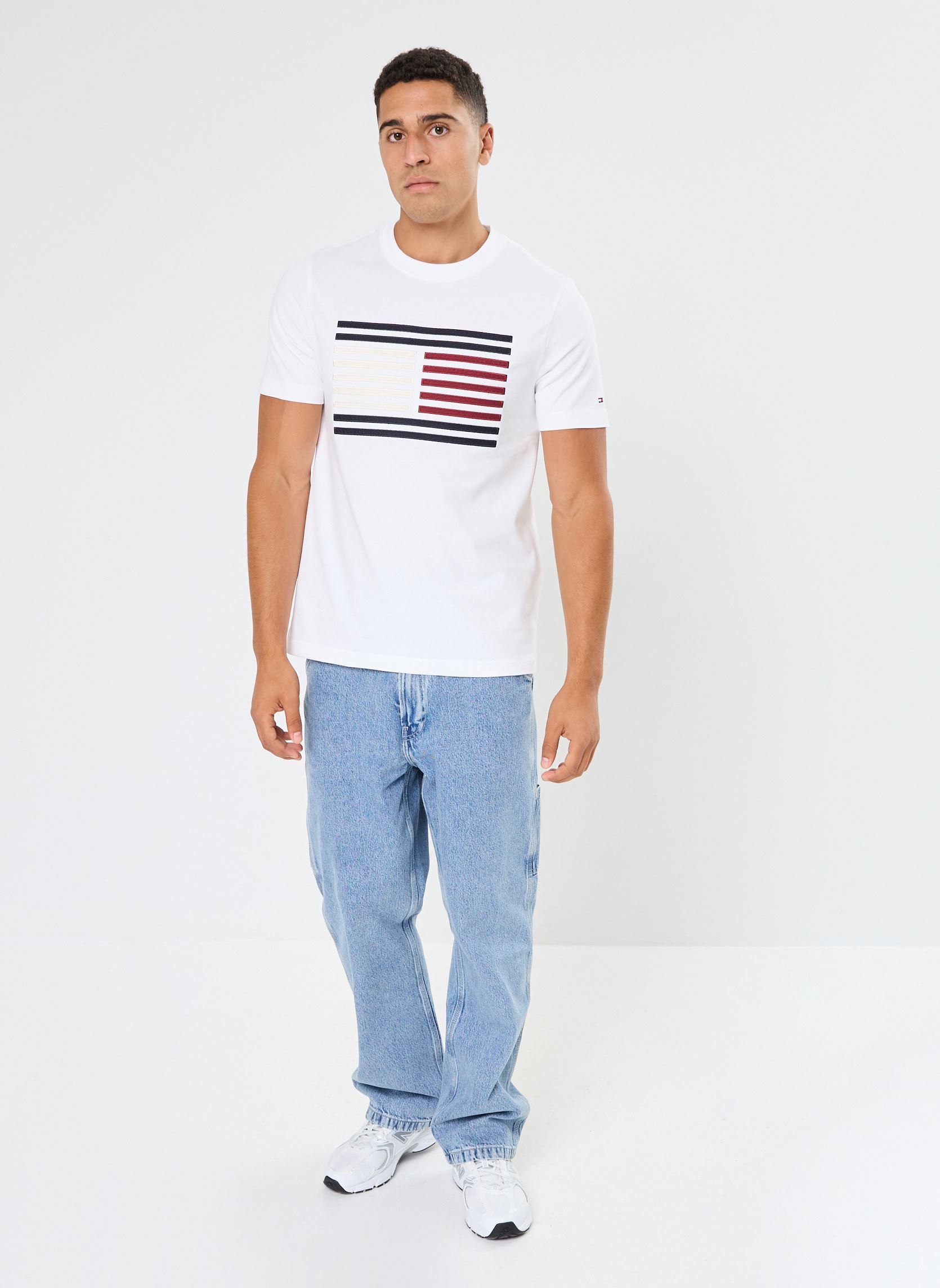 T-shirts met korte mouwen Grossgrain Flag Tee MW0MW35460 heren wit Tommy Hilfiger T-shirts met korte mouwen Grossgrain Flag Tee MW0MW35460 heren wit WHITE