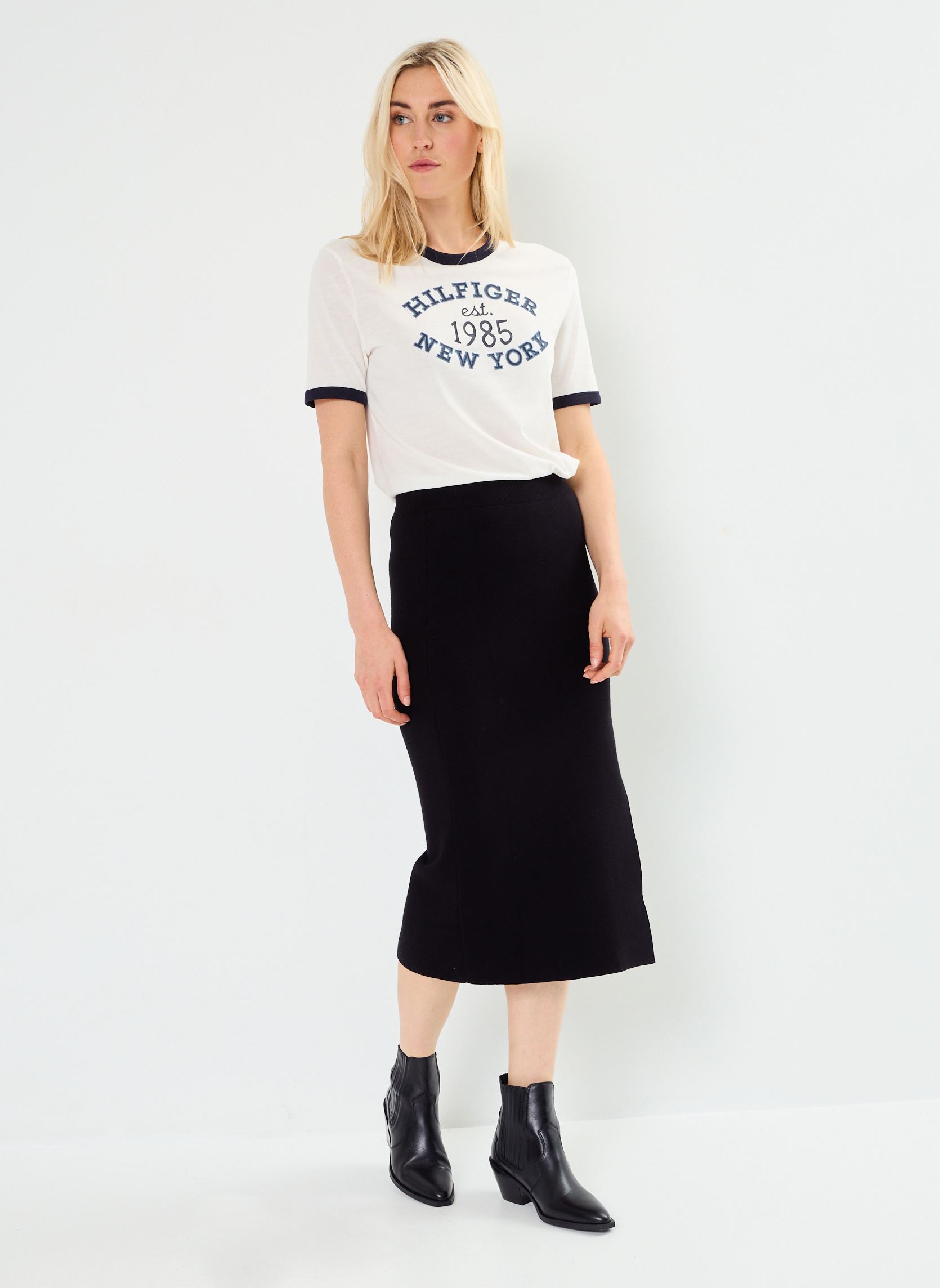 Kurzarm-T-Shirts Reg Varsity Ringer C WW0WW42585 damen weiß Tommy Hilfiger Kurzarm-T-Shirts Reg Varsity Ringer C WW0WW42585 damen weiß ANCIENT WHITE