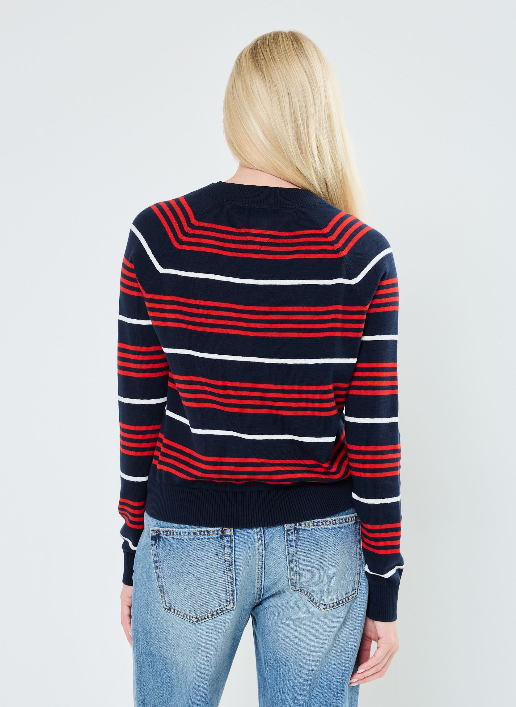 Pulls Tjw V-Neck Stripe Sw DW0DW18652 femme bleu Tommy Jeans Pulls Tjw V-Neck Stripe Sw DW0DW18652 femme bleu DARK NIGHT NAVY / STRIPE