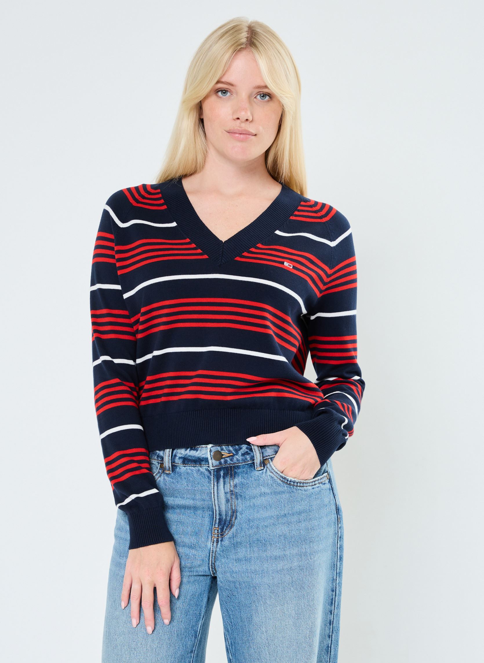 Pulls Tjw V-Neck Stripe Sw DW0DW18652 femme bleu Tommy Jeans Pulls Tjw V-Neck Stripe Sw DW0DW18652 femme bleu DARK NIGHT NAVY / STRIPE