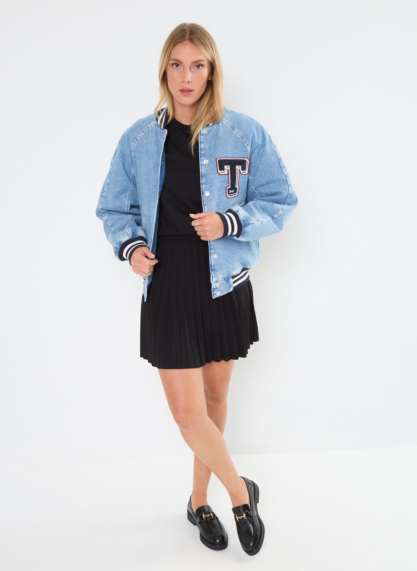 Giubbotti Letterman Denim Jack DW0DW18202 donna blu Tommy Jeans Giubbotti Letterman Denim Jack DW0DW18202 donna blu DENIM LIGHT
