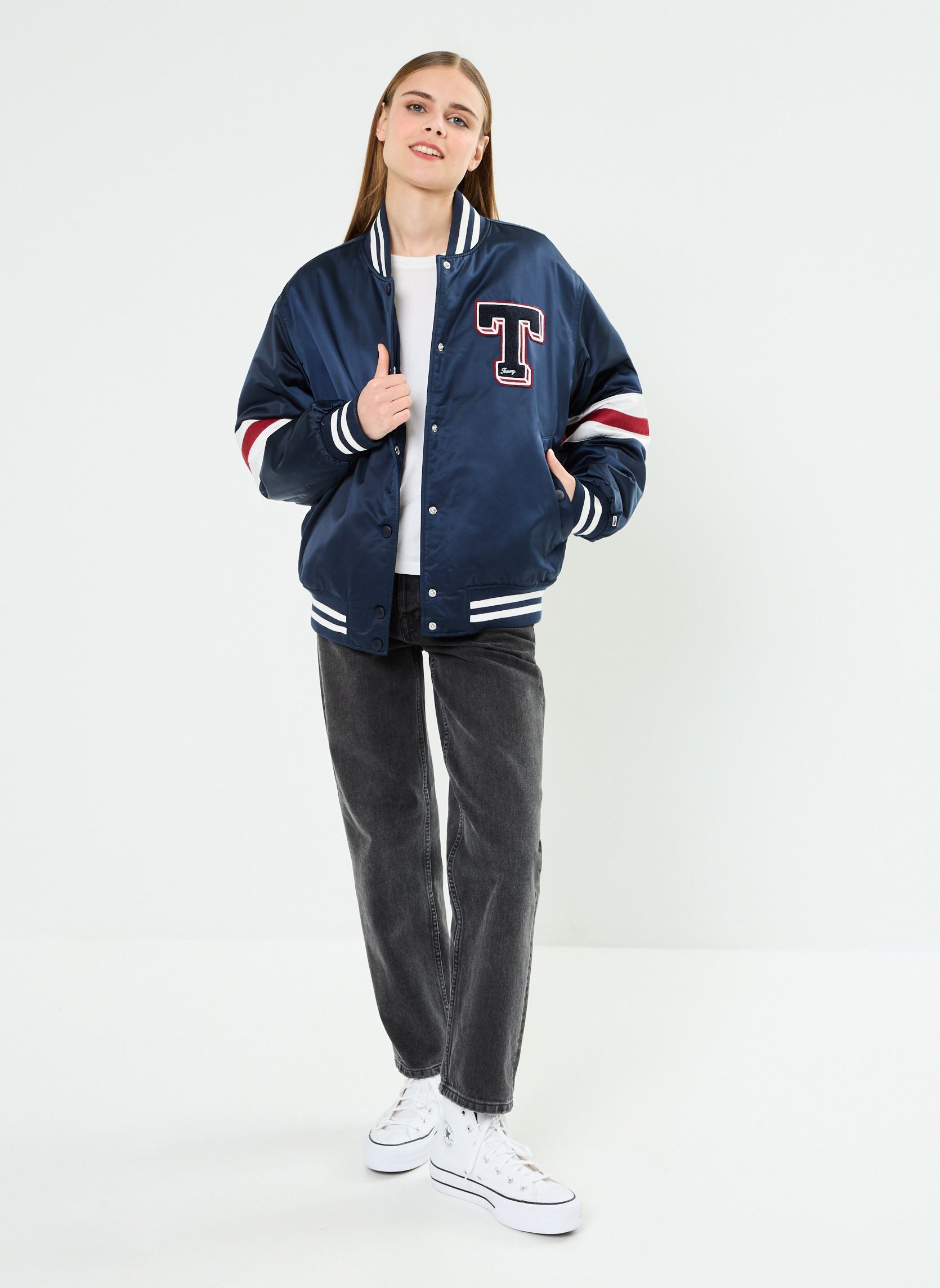 Blousons Tjw Letterman Satin DW0DW18306 femme bleu Tommy Jeans Blousons Tjw Letterman Satin DW0DW18306 femme bleu DARK NIGHT NAVY