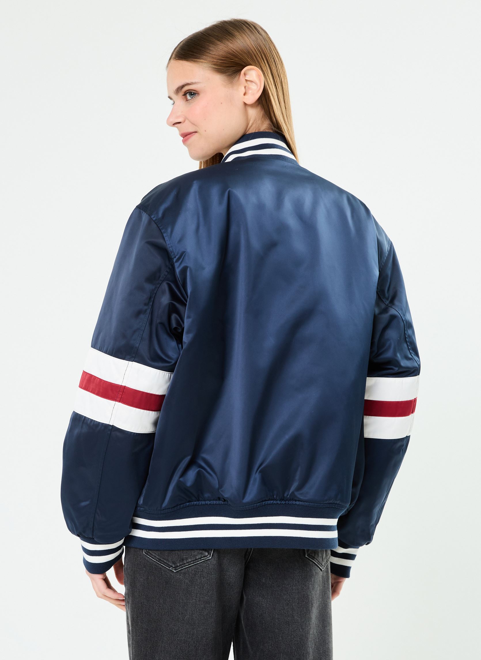 Blousons Tjw Letterman Satin DW0DW18306 femme bleu Tommy Jeans Blousons Tjw Letterman Satin DW0DW18306 femme bleu DARK NIGHT NAVY
