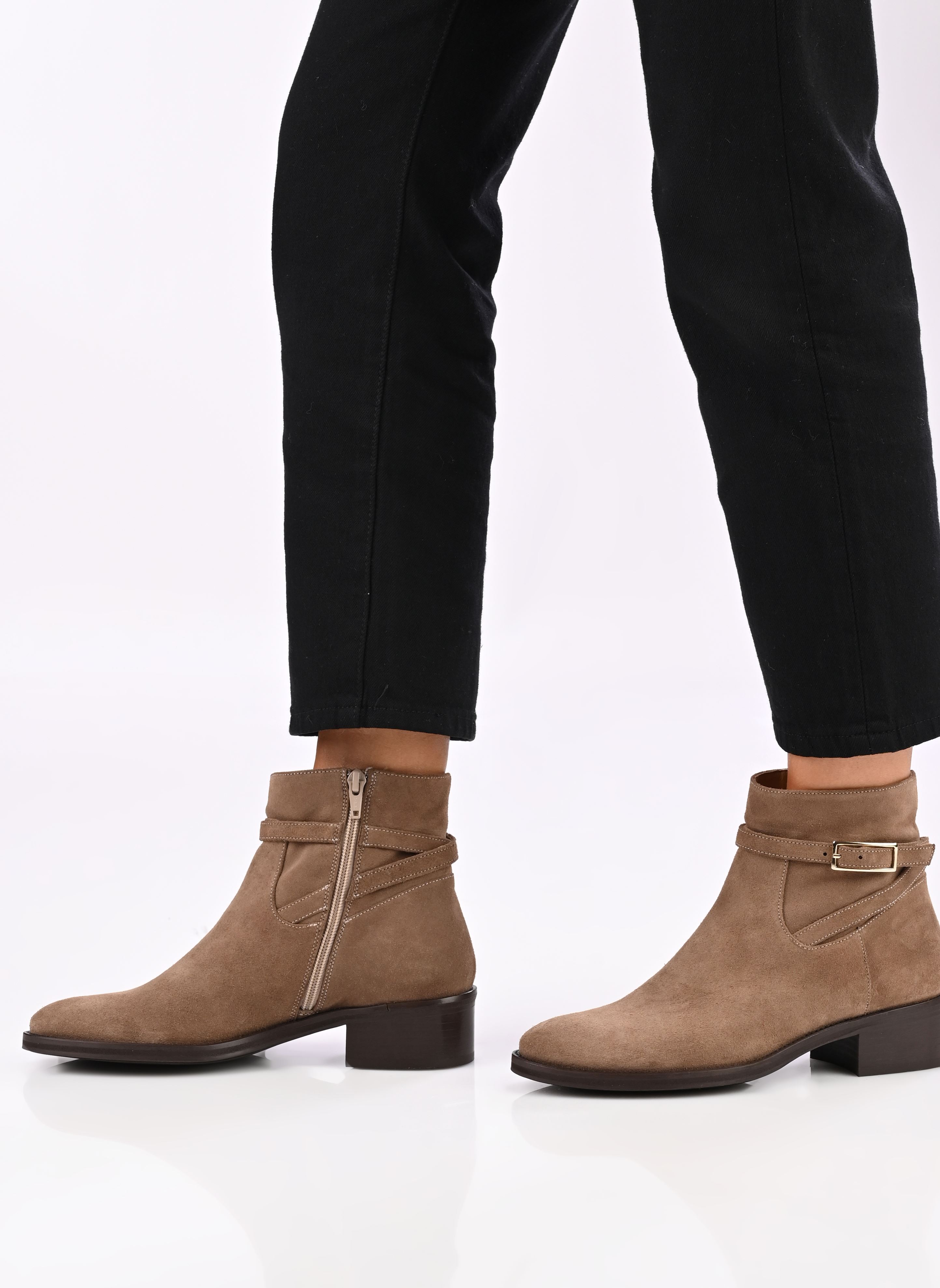 Stiefeletten und Stiefel Eurila damen beige Georgia Rose Stiefeletten und Stiefel Eurila damen beige BEIGE