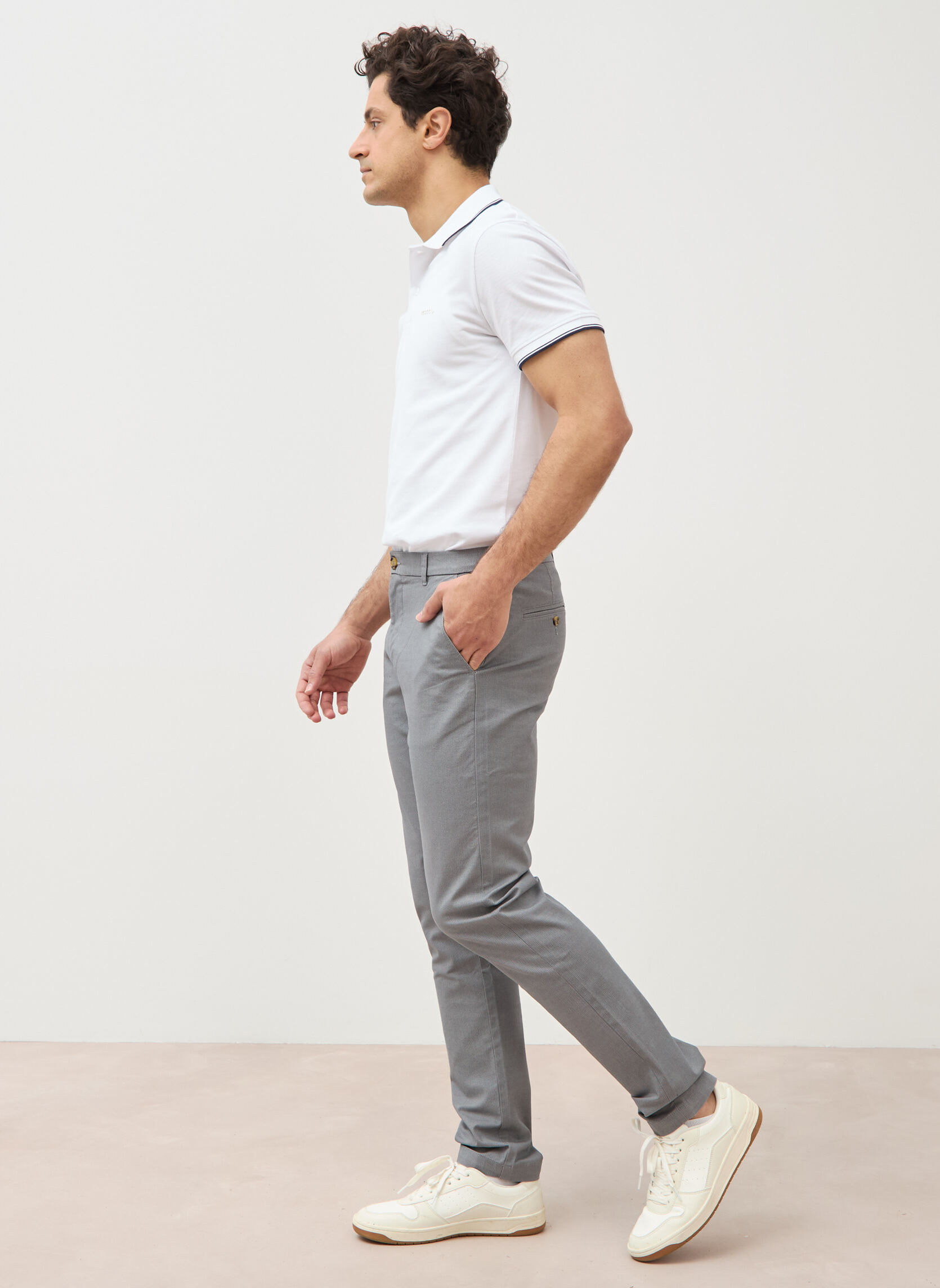 Pantalons droits SADAOCHIN2H homme gris Bonobo Pantalons droits SADAOCHIN2H homme gris Gris clair