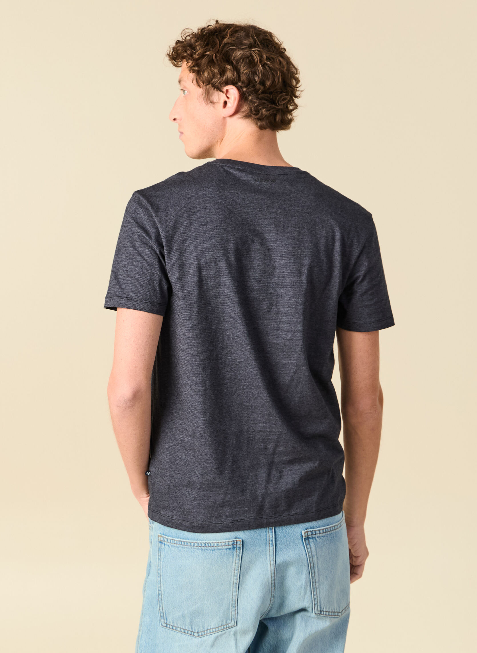 Tee-shirts NEWBLVH homme bleu Bonobo Tee-shirts NEWBLVH homme bleu Bleu foncé