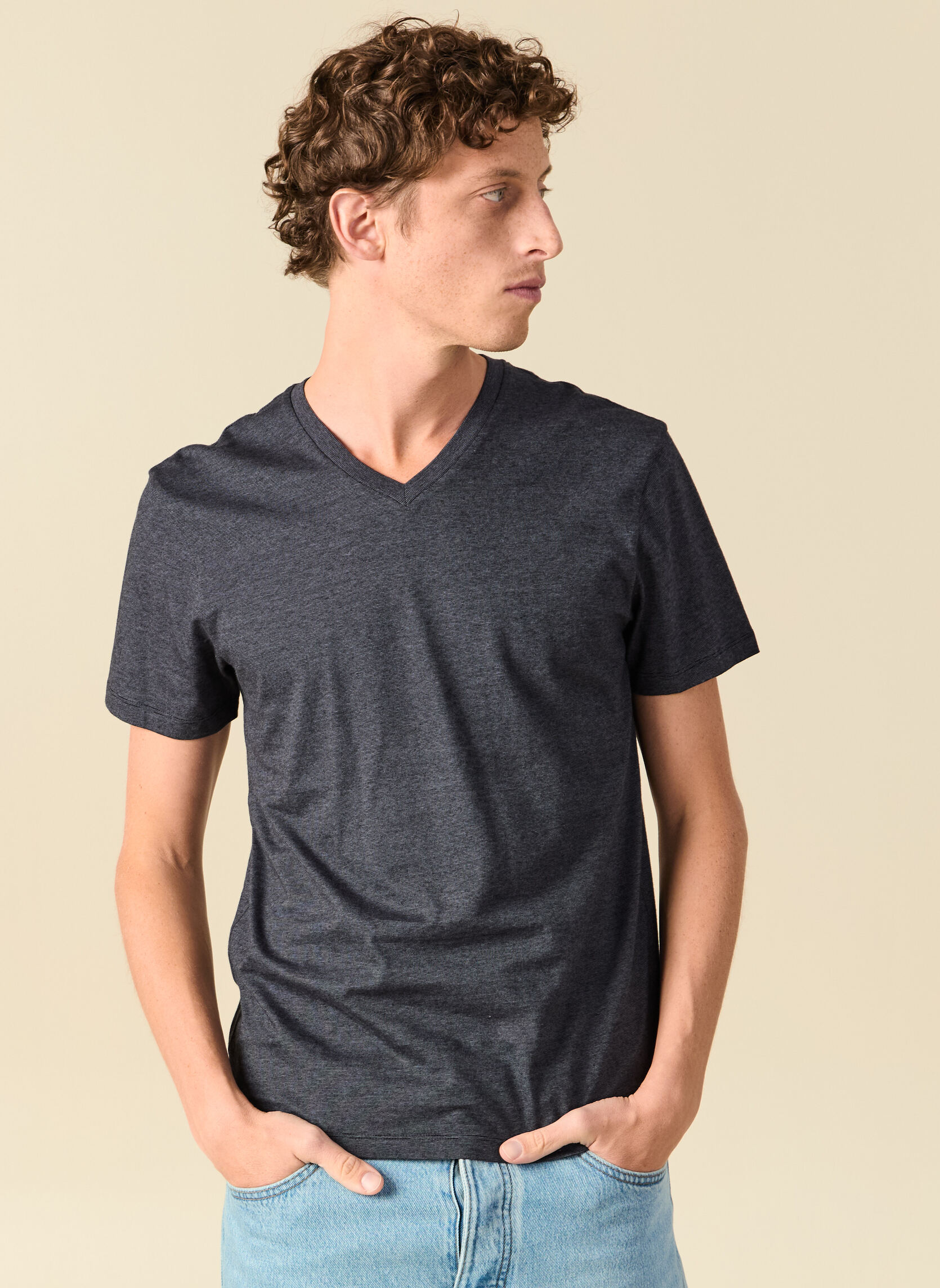 Tee-shirts NEWBLVH homme bleu Bonobo Tee-shirts NEWBLVH homme bleu Bleu foncé