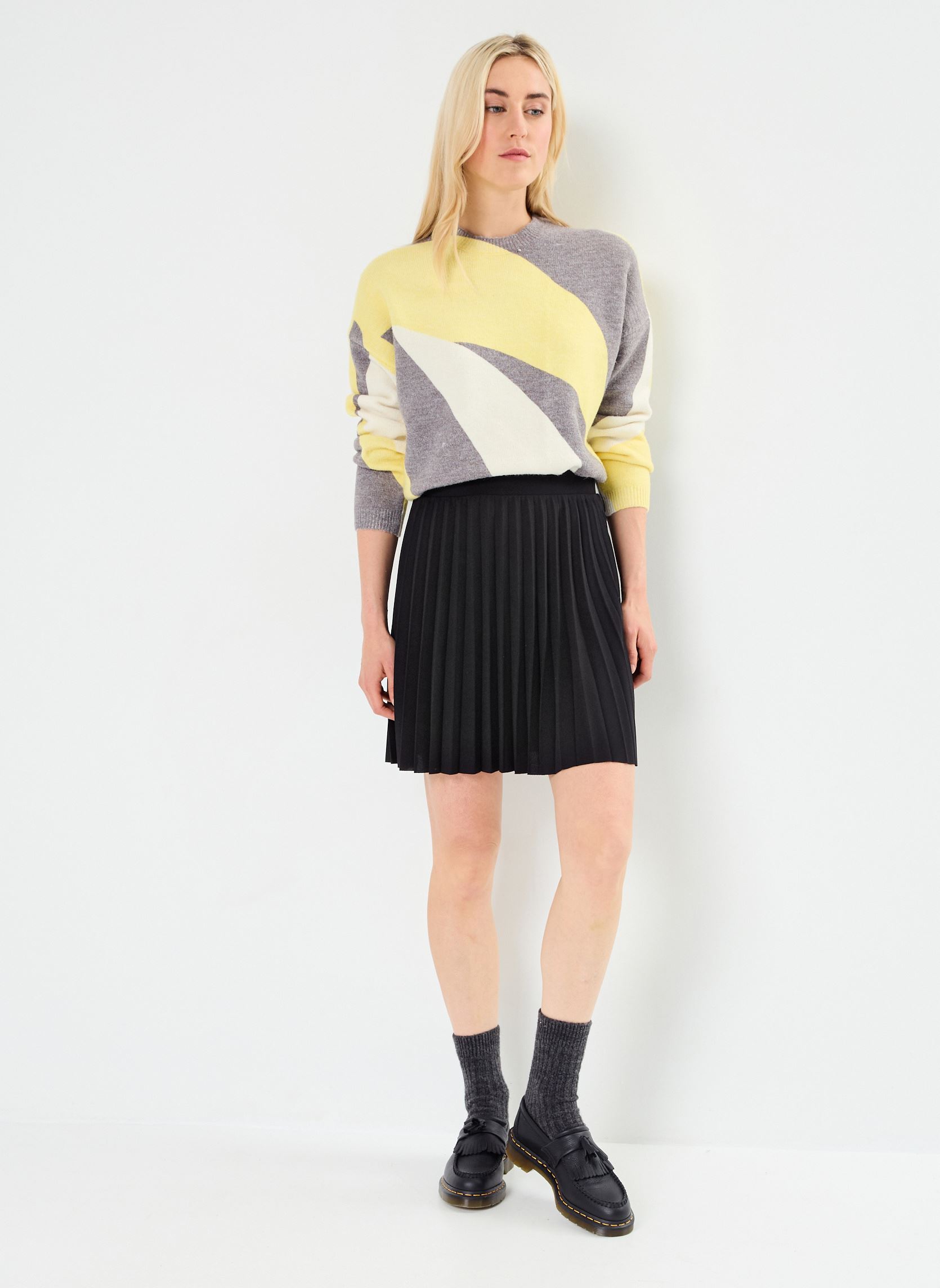 Jupes courtes JUPLICOURT femme noir MADE BY Jupes courtes JUPLICOURT femme noir JET BLACK