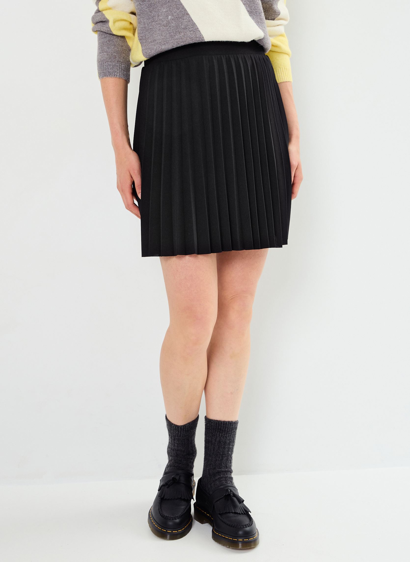 Jupes courtes JUPLICOURT femme noir MADE BY Jupes courtes JUPLICOURT femme noir JET BLACK