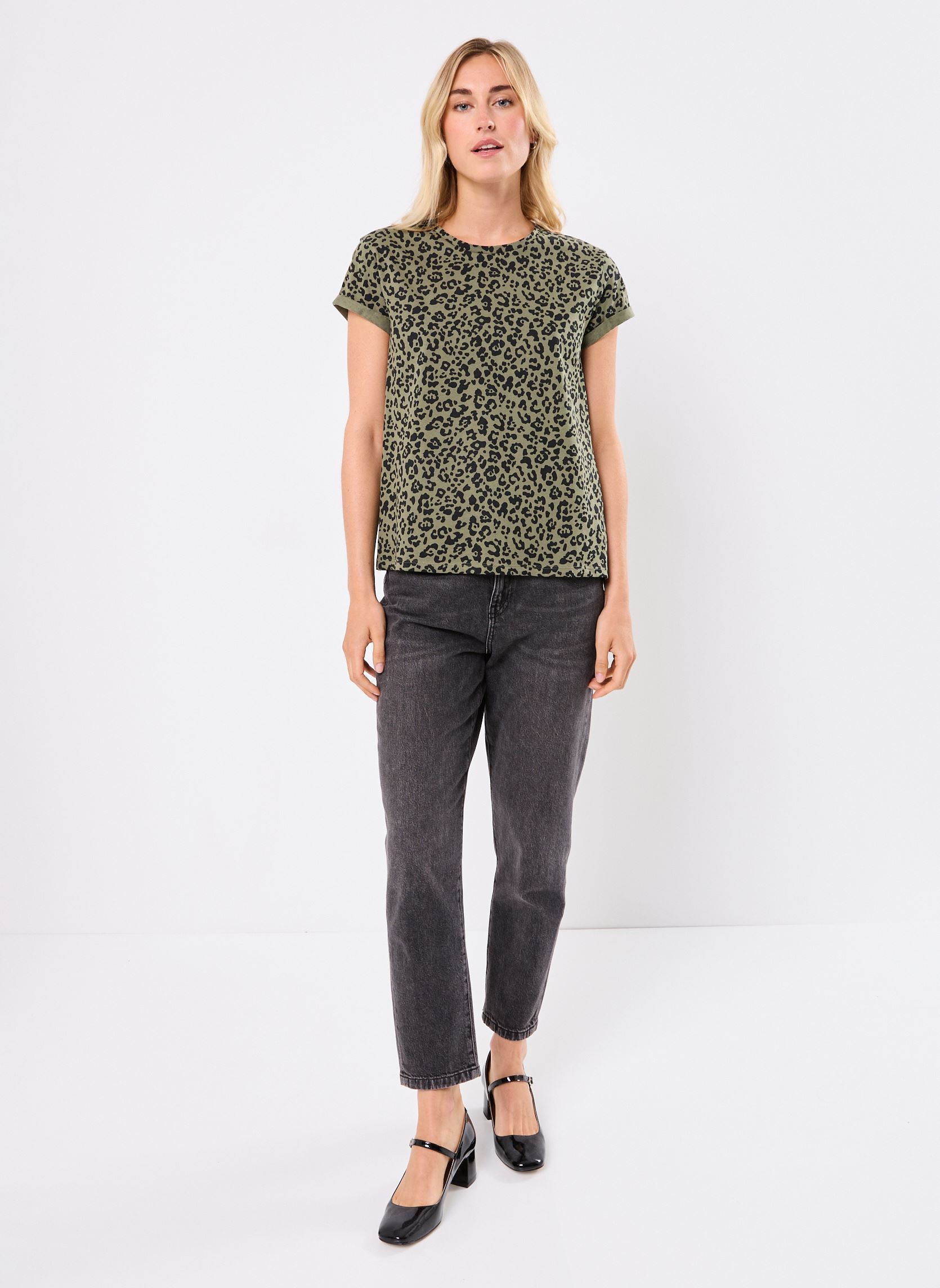 Tee-shirts manches courtes TANIMA léopard femme vert Georgia Rose Tee-shirts manches courtes TANIMA léopard femme vert ANI-BIMILEO-GR
