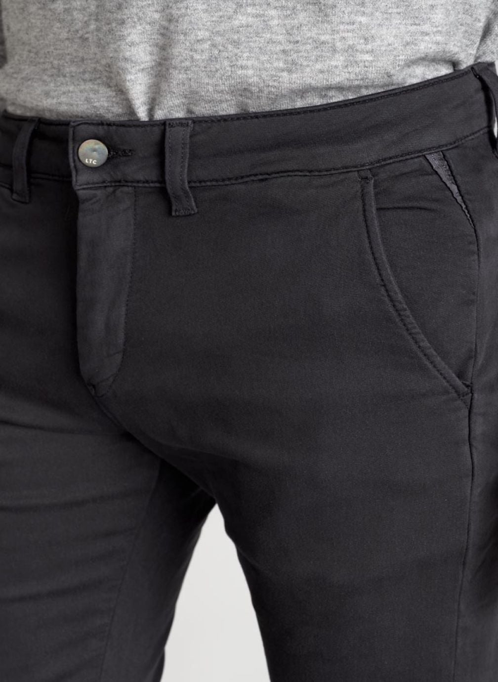 Pantalons droits Pantalon slim JOGG Black homme noir Le temps des cerises Pantalons droits Pantalon slim JOGG Black homme noir Noir