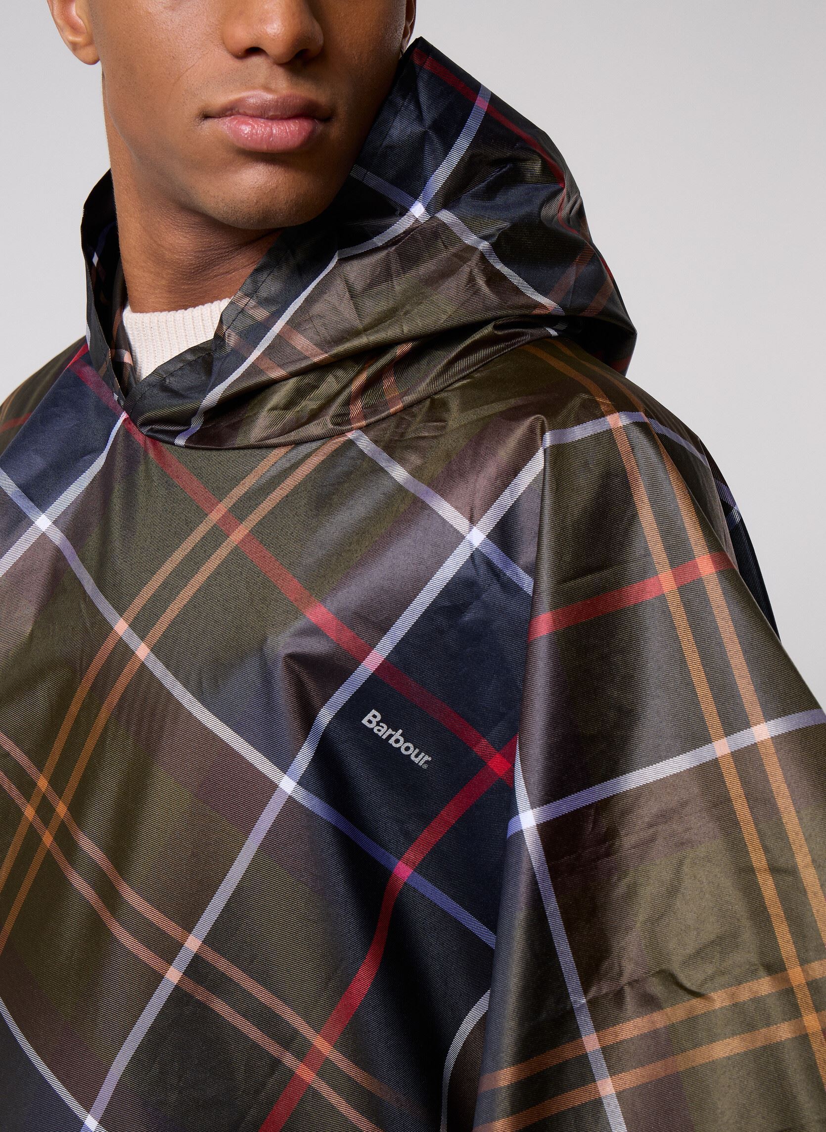 Vestes imperméables Tartan showerproof poncho - Unisex M homme vert Barbour Vestes imperméables Tartan showerproof poncho - Unisex M homme vert Classic Tartan
