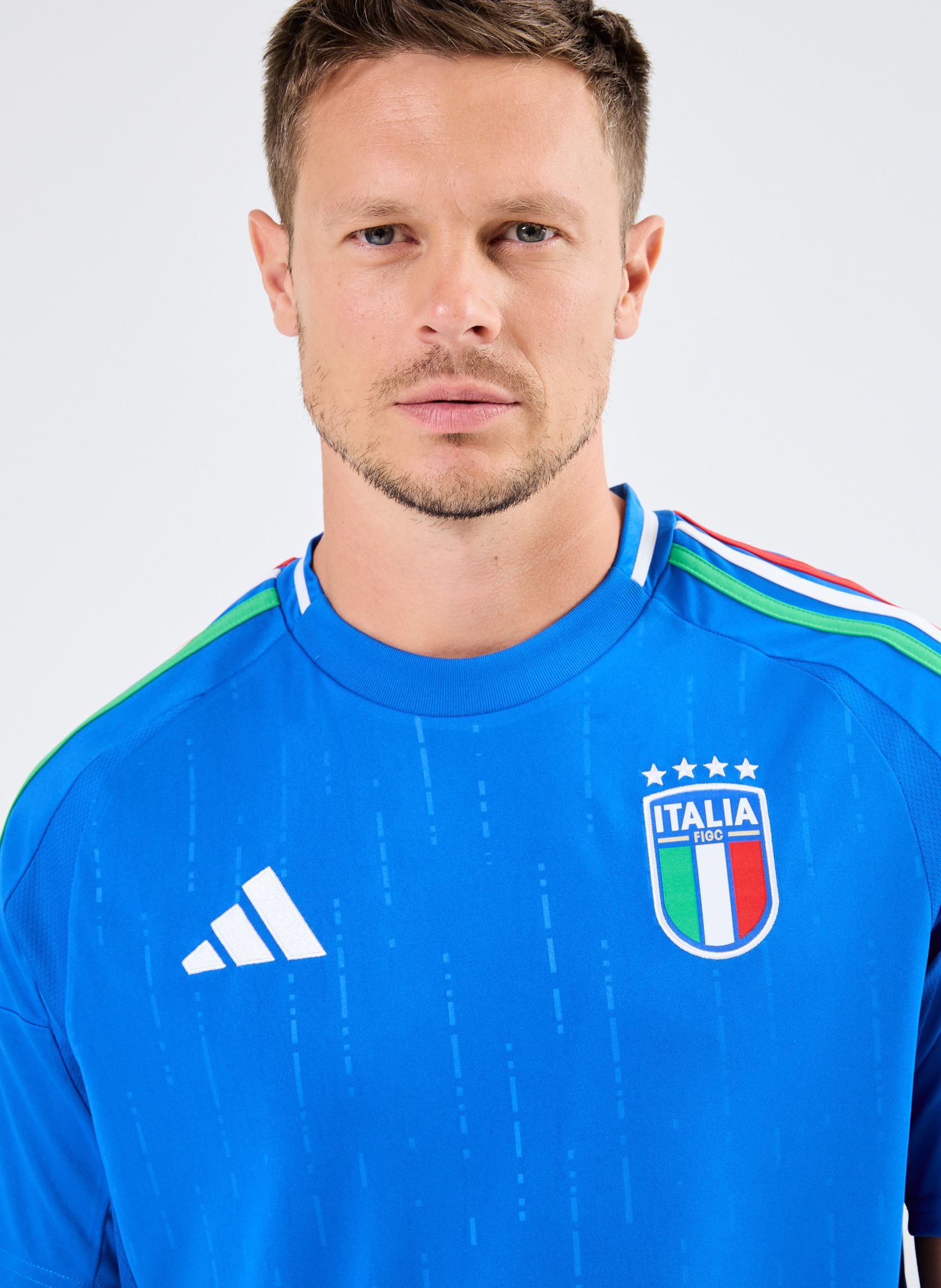 Tee-shirts manches courtes Maillot de foot Italie FIGC H JSY M - Un homme bleu adidas sportswear Tee-shirts manches courtes Maillot de foot Italie FIGC H JSY M - Un homme bleu BLEU