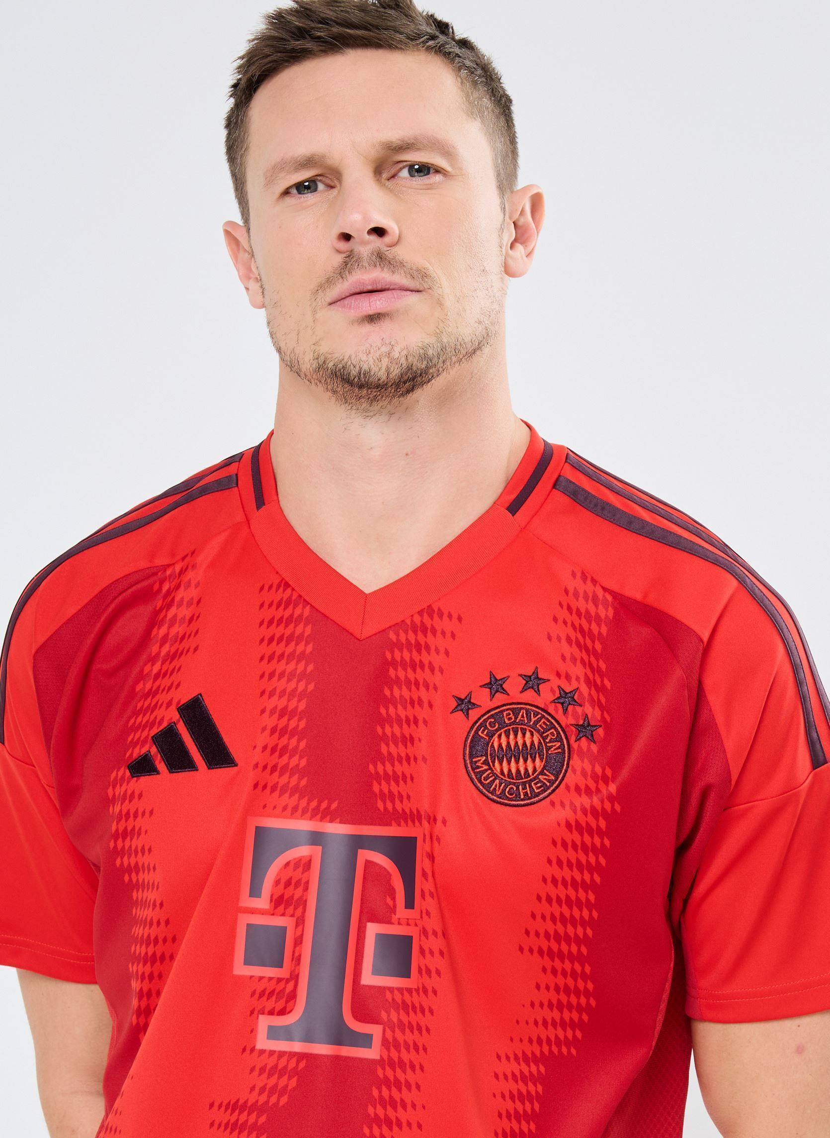 Tee-shirts manches courtes Maillot de foot Bayern Munich FCB H JSY homme rouge adidas sportswear Tee-shirts manches courtes Maillot de foot Bayern Munich FCB H JSY homme rouge Rouge