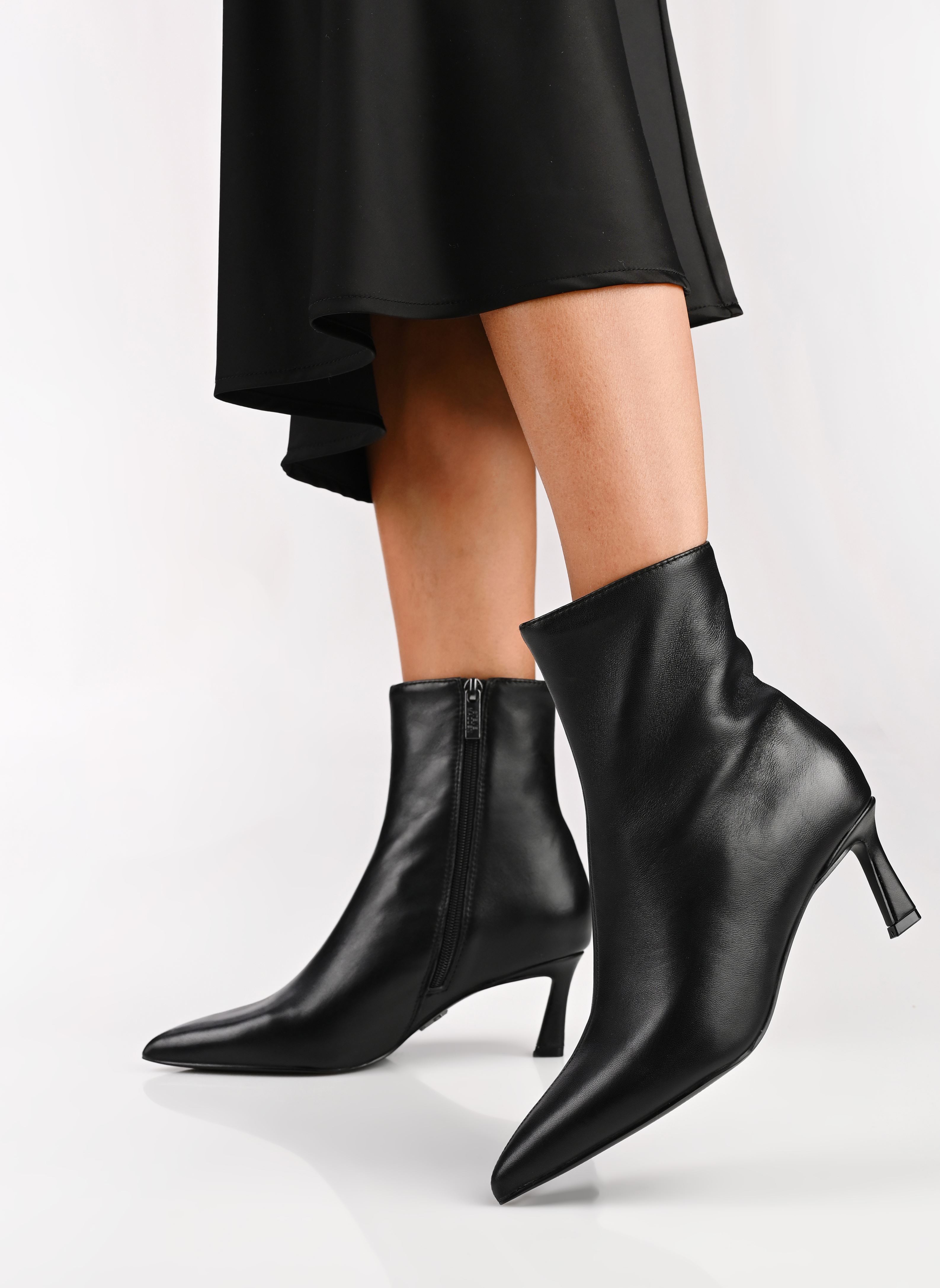 Niedrige Ankle Boots Lulah damen schwarz Steve Madden Niedrige Ankle Boots Lulah damen schwarz BLACK LEATHER