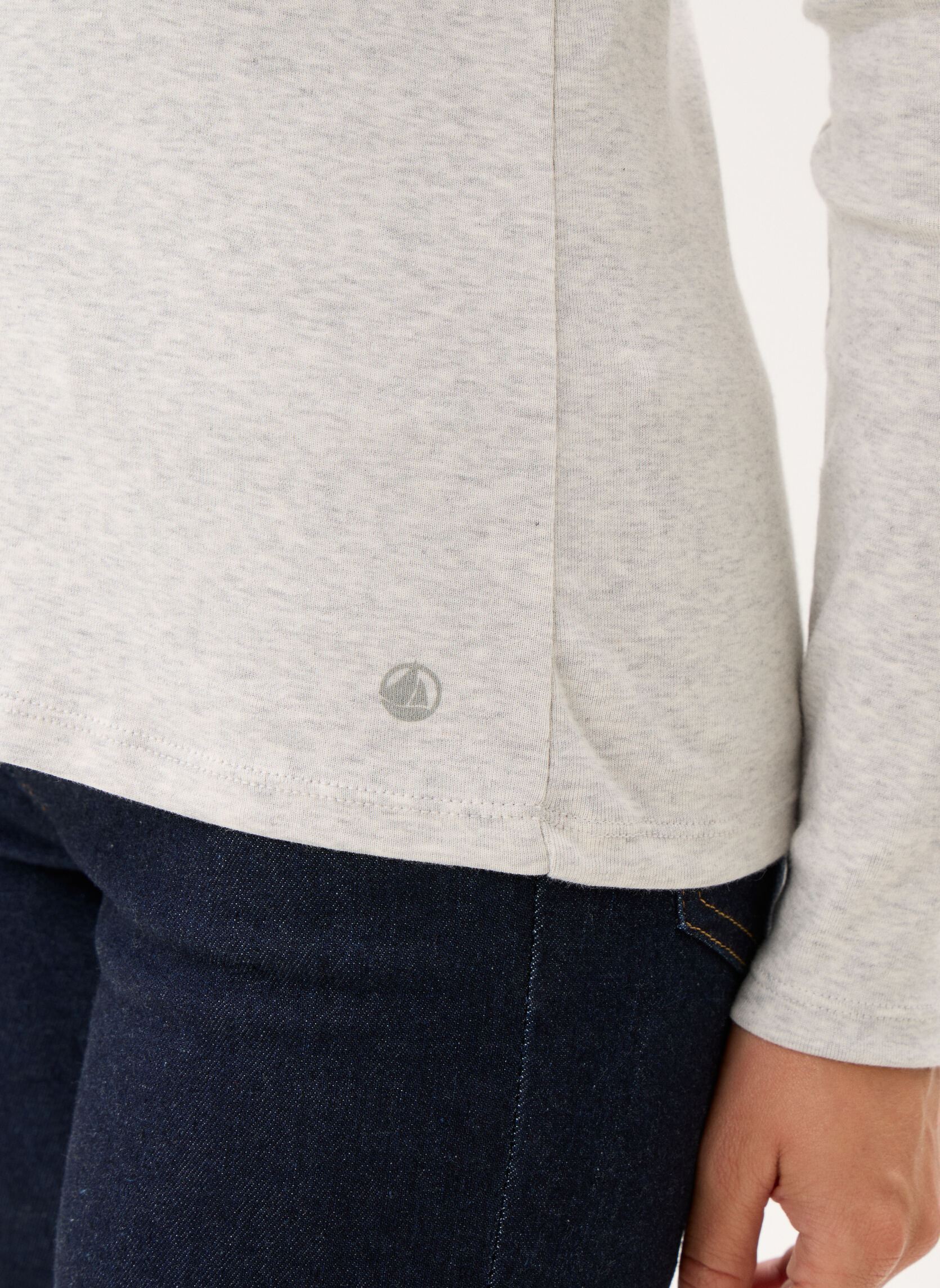 Tee-shirts manches longues T-shirt l'iconique manches longues col r femme gris Petit Bateau Tee-shirts manches longues T-shirt l'iconique manches longues col r femme gris BELUGA CHINE