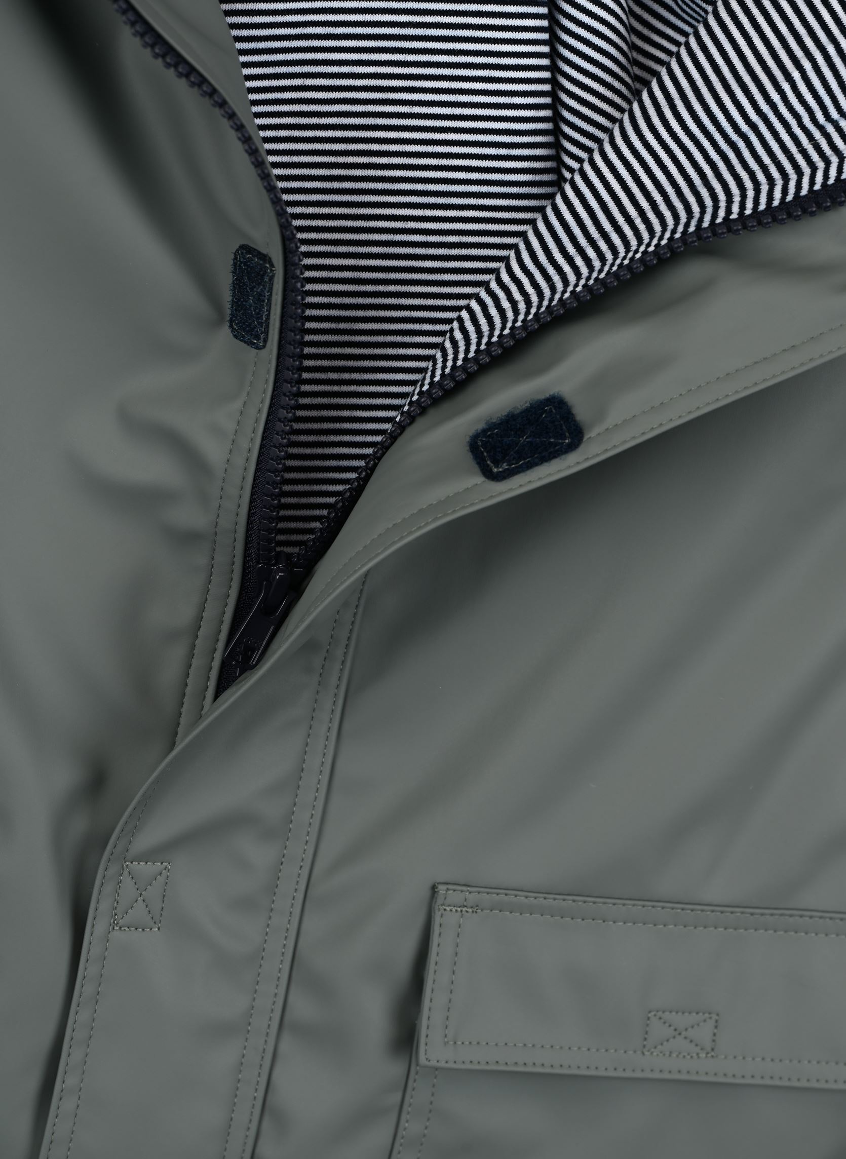 Wasserdichte Windbreaker / Wasserdichte Windjacken Tarmac jungen grau Petit Bateau Wasserdichte Windbreaker / Wasserdichte Windjacken Tarmac jungen grau THUYA
