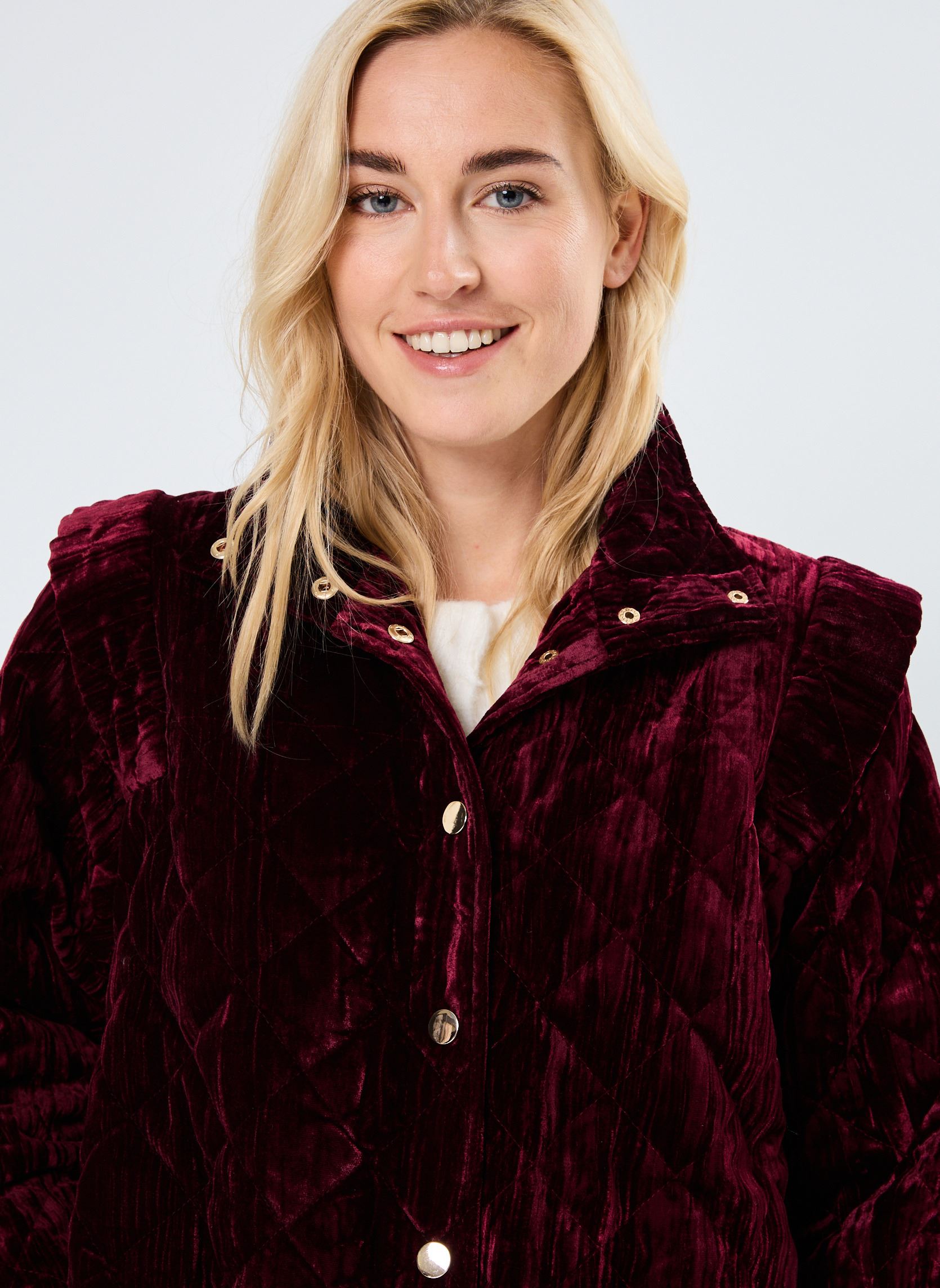 Mäntel Coumba damen bordeaux Wild Mäntel Coumba damen bordeaux Bordeaux