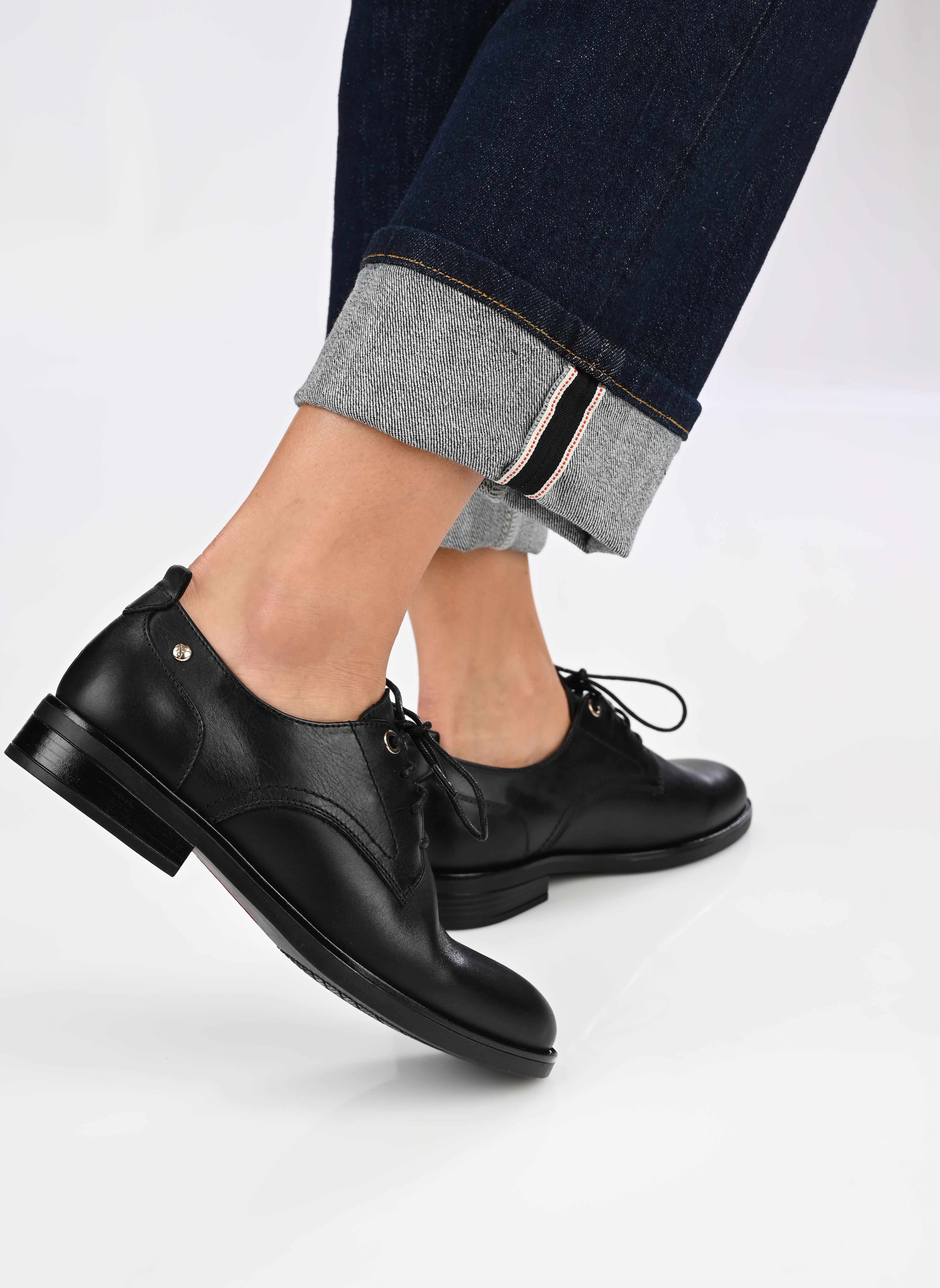 Derby schoenen Puertollano W3C-4867 dames zwart Pikolinos Derby schoenen Puertollano W3C-4867 dames zwart BLACK
