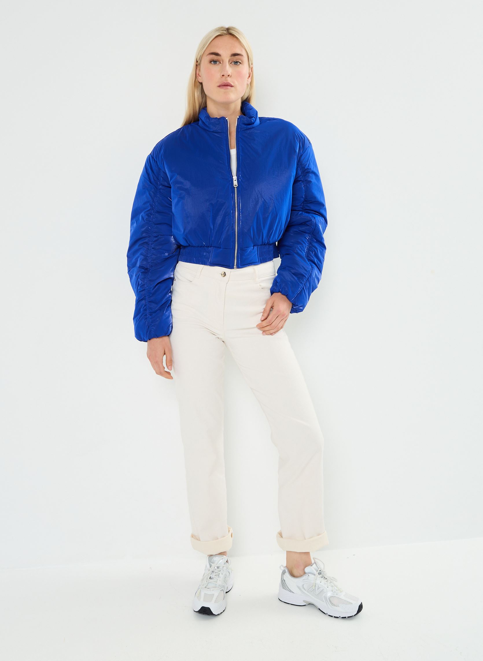 Piumini NMCAISA L/S SHORT BOMBER JACKET donna blu Noisy May Piumini NMCAISA L/S SHORT BOMBER JACKET donna blu Dazzling Blue
