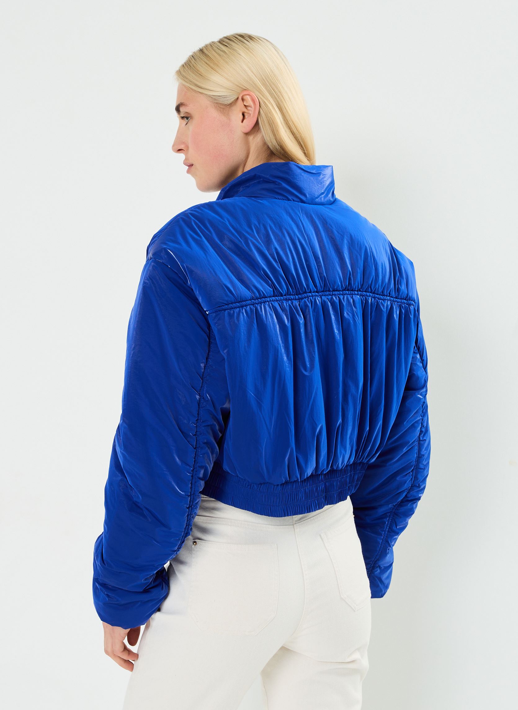 Piumini NMCAISA L/S SHORT BOMBER JACKET donna blu Noisy May Piumini NMCAISA L/S SHORT BOMBER JACKET donna blu Dazzling Blue