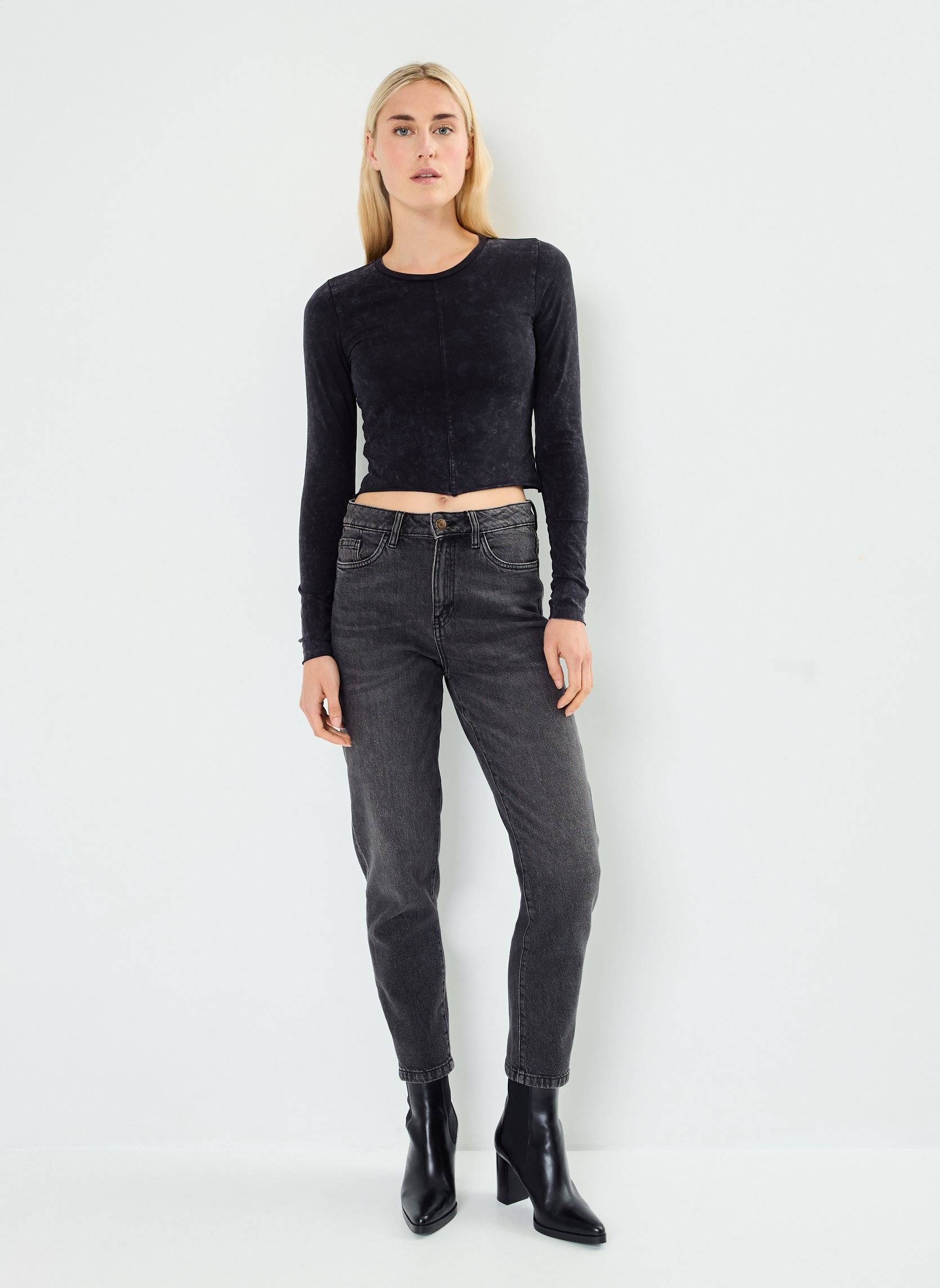 Tee-shirts manches longues NMKATINKA L/S WASHED TOP JRS FWD femme noir Noisy May Tee-shirts manches longues NMKATINKA L/S WASHED TOP JRS FWD femme noir Black