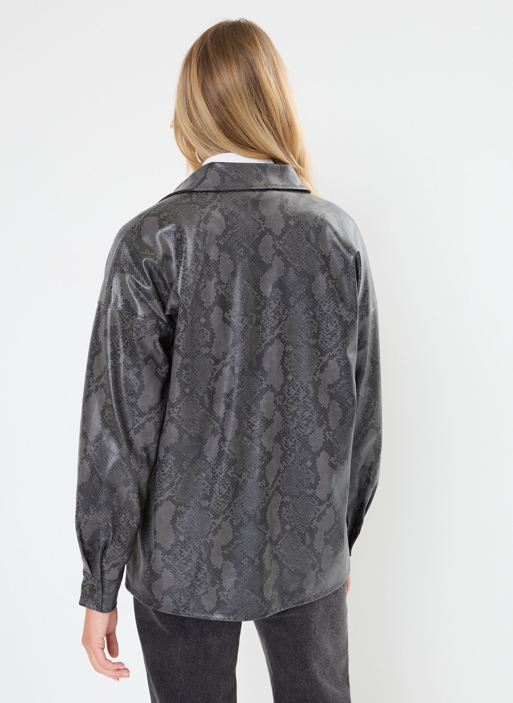 Giacche NMMIA PU OVERSHIRT WVN donna grigio Noisy May Giacche NMMIA PU OVERSHIRT WVN donna grigio Agate Gray