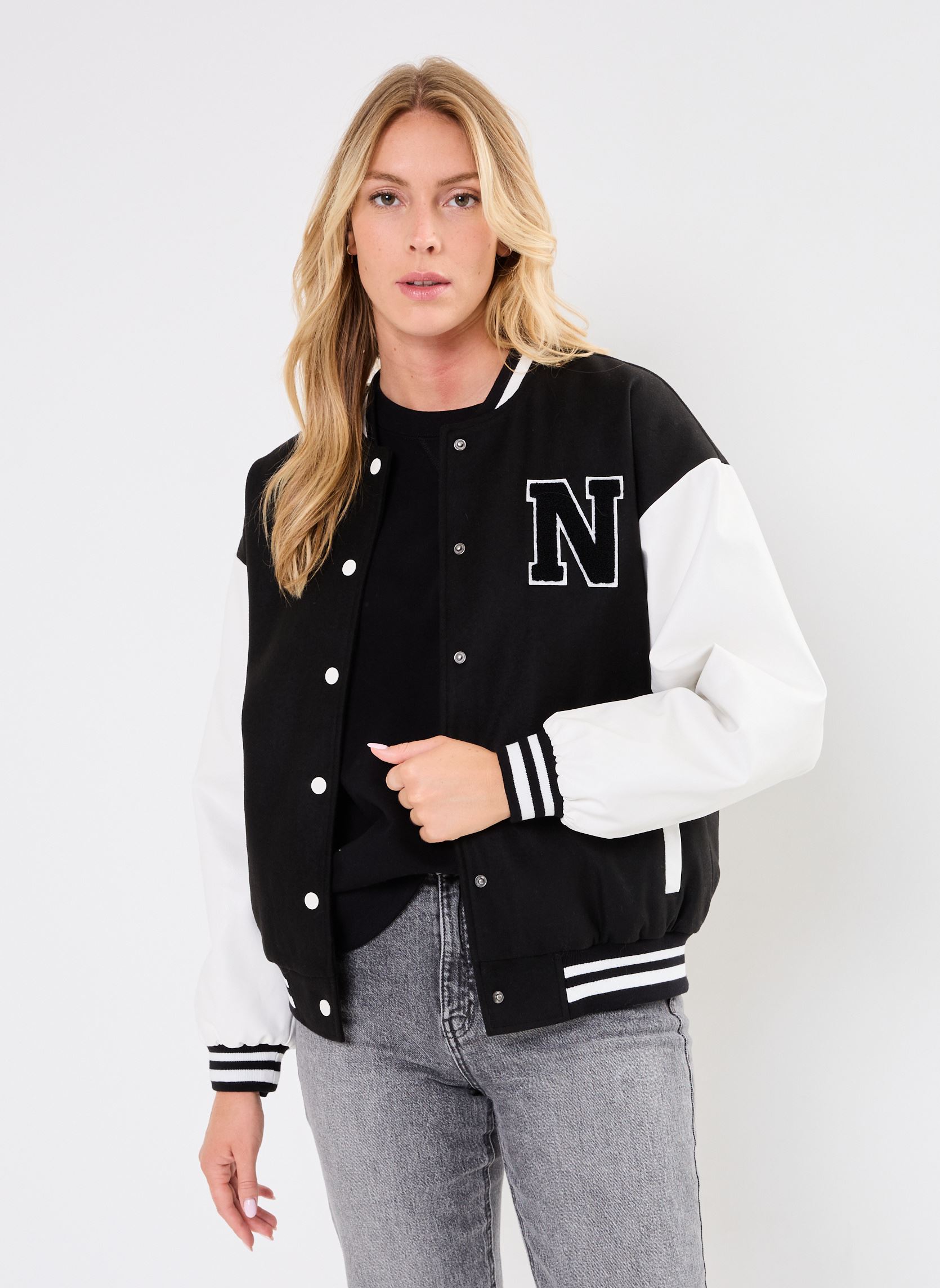 Vestes NMDELVA L/S COLLEGE JACKET femme noir Noisy May Vestes NMDELVA L/S COLLEGE JACKET femme noir Black