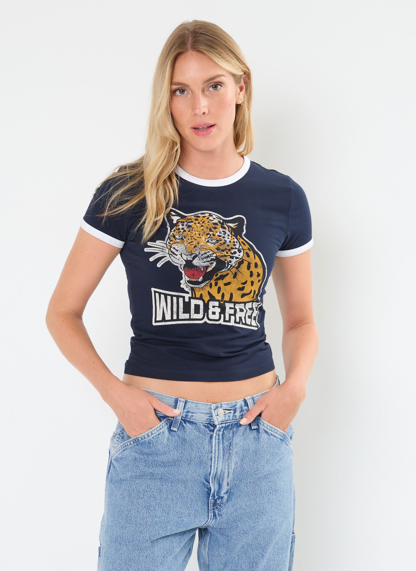 Tee-shirts manches courtes NMKATINKA S/S COLLEGE TEE FWD JRS femme multicolore Noisy May Tee-shirts manches courtes NMKATINKA S/S COLLEGE TEE FWD JRS femme multicolore Navy Blazer