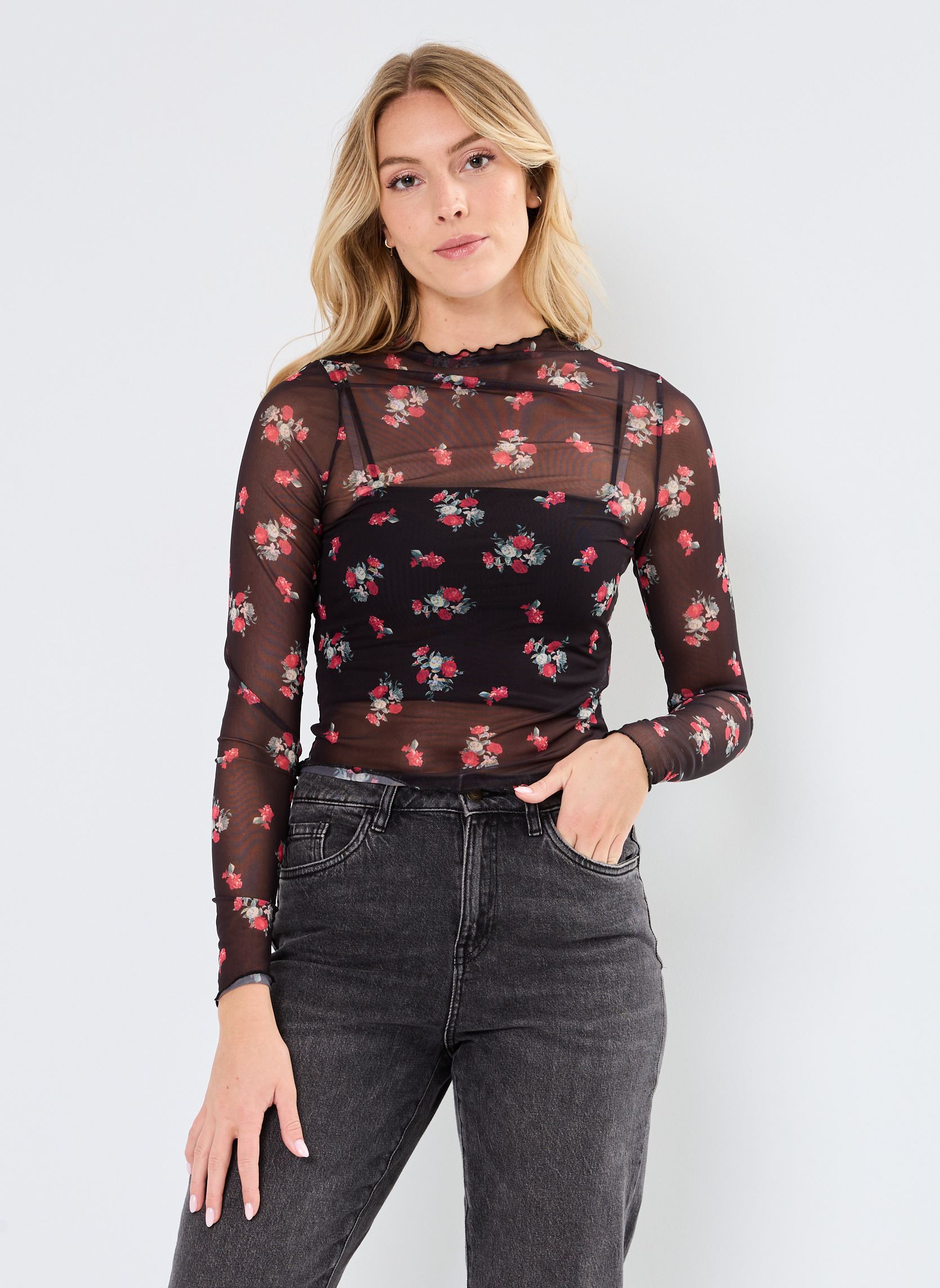 Blusas de manga larga NMLESLEY HIGHNECK TOP JRS FWD mujer negro Noisy May Blusas de manga larga NMLESLEY HIGHNECK TOP JRS FWD mujer negro Black