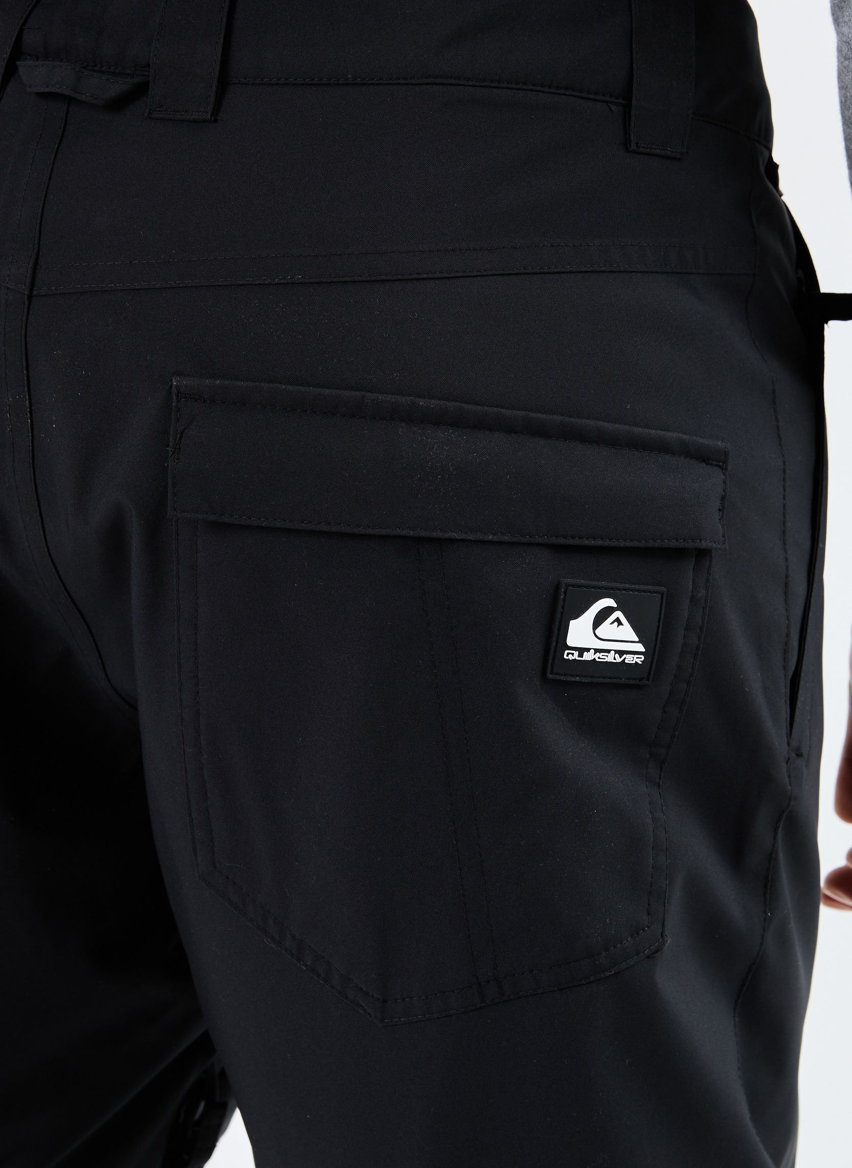 Pantalons droits Estate Pt homme noir Quiksilver Pantalons droits Estate Pt homme noir TRUE BLACK