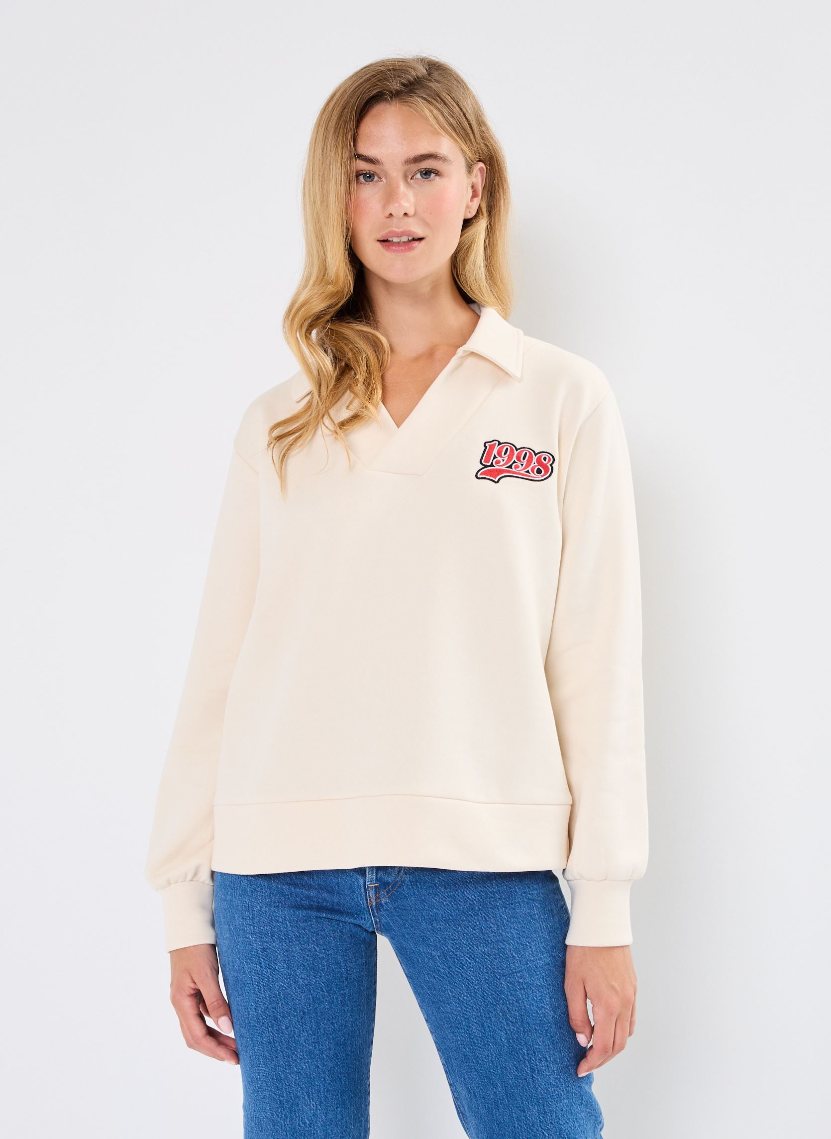 Sweatshirts NMBELIEVE L/S PATCH POLO SWEAT JRS FWD femme beige Noisy May Sweatshirts NMBELIEVE L/S PATCH POLO SWEAT JRS FWD femme beige PEARLED IVORY