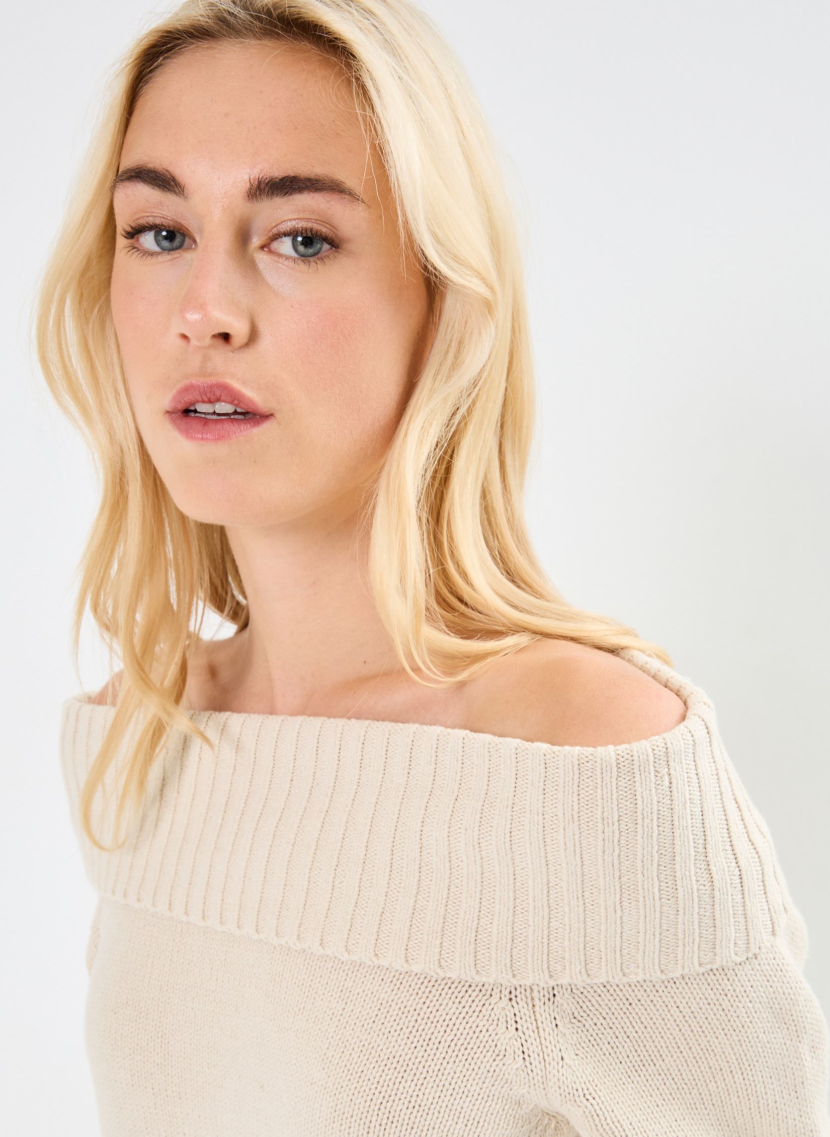 Pulls NMLIMA L/S OFF SHOULDER KNIT FWD femme beige Noisy May Pulls NMLIMA L/S OFF SHOULDER KNIT FWD femme beige Oatmeal