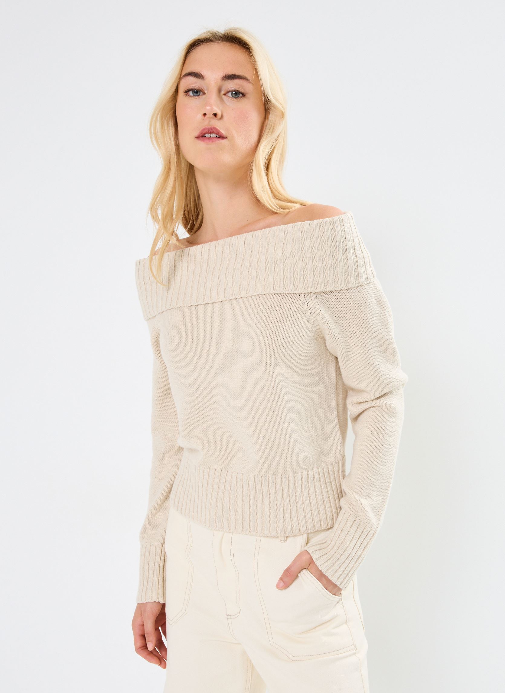 Pulls NMLIMA L/S OFF SHOULDER KNIT FWD femme beige Noisy May Pulls NMLIMA L/S OFF SHOULDER KNIT FWD femme beige Oatmeal