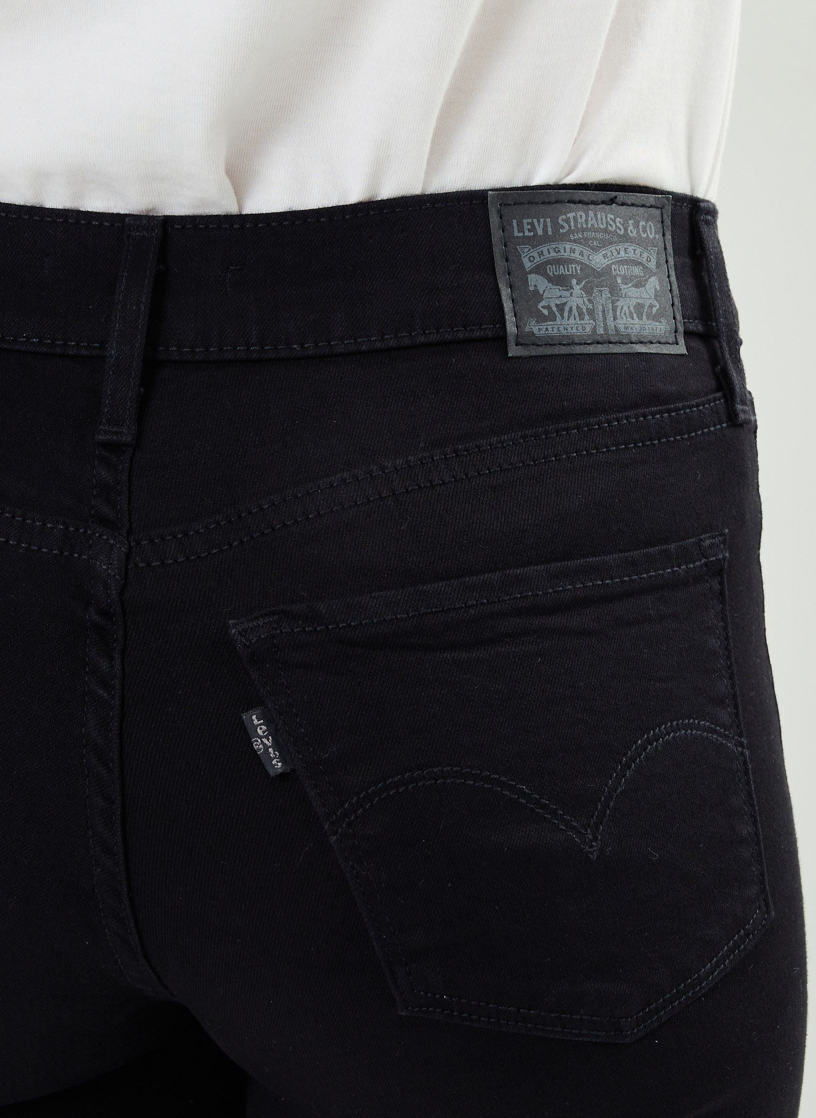 Jeans slim et skinny 312 Shaping Slim femme noir Levi's Jeans slim et skinny 312 Shaping Slim femme noir Soft black